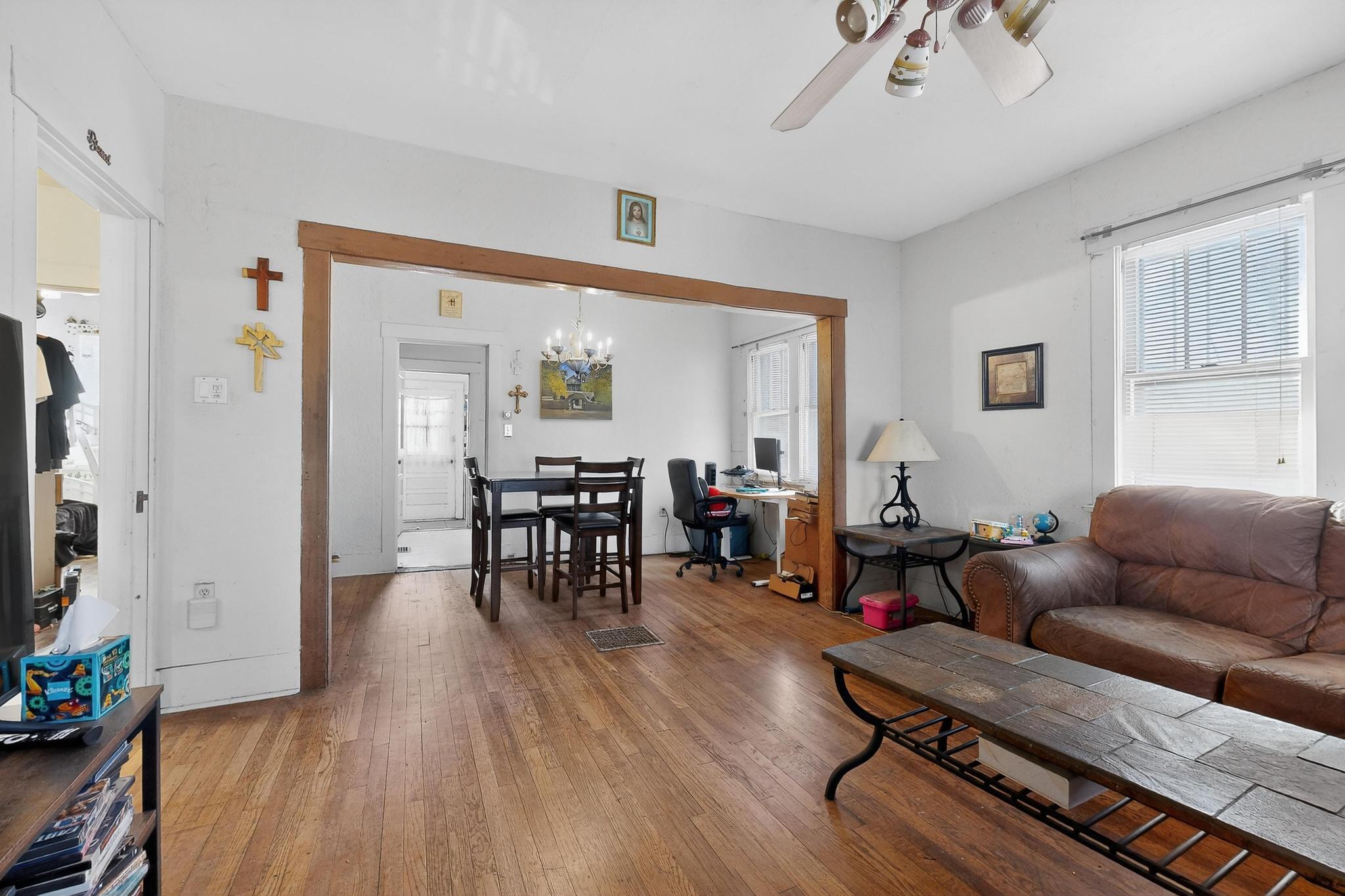 1504 6th Street NW