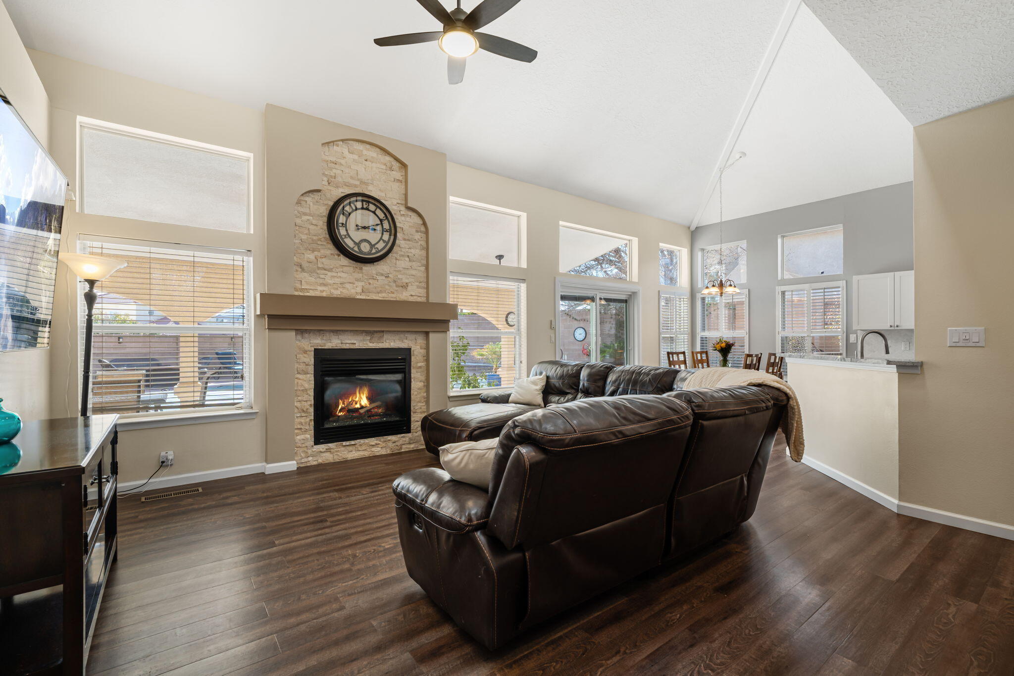 8101 Rancho Lago Court NW