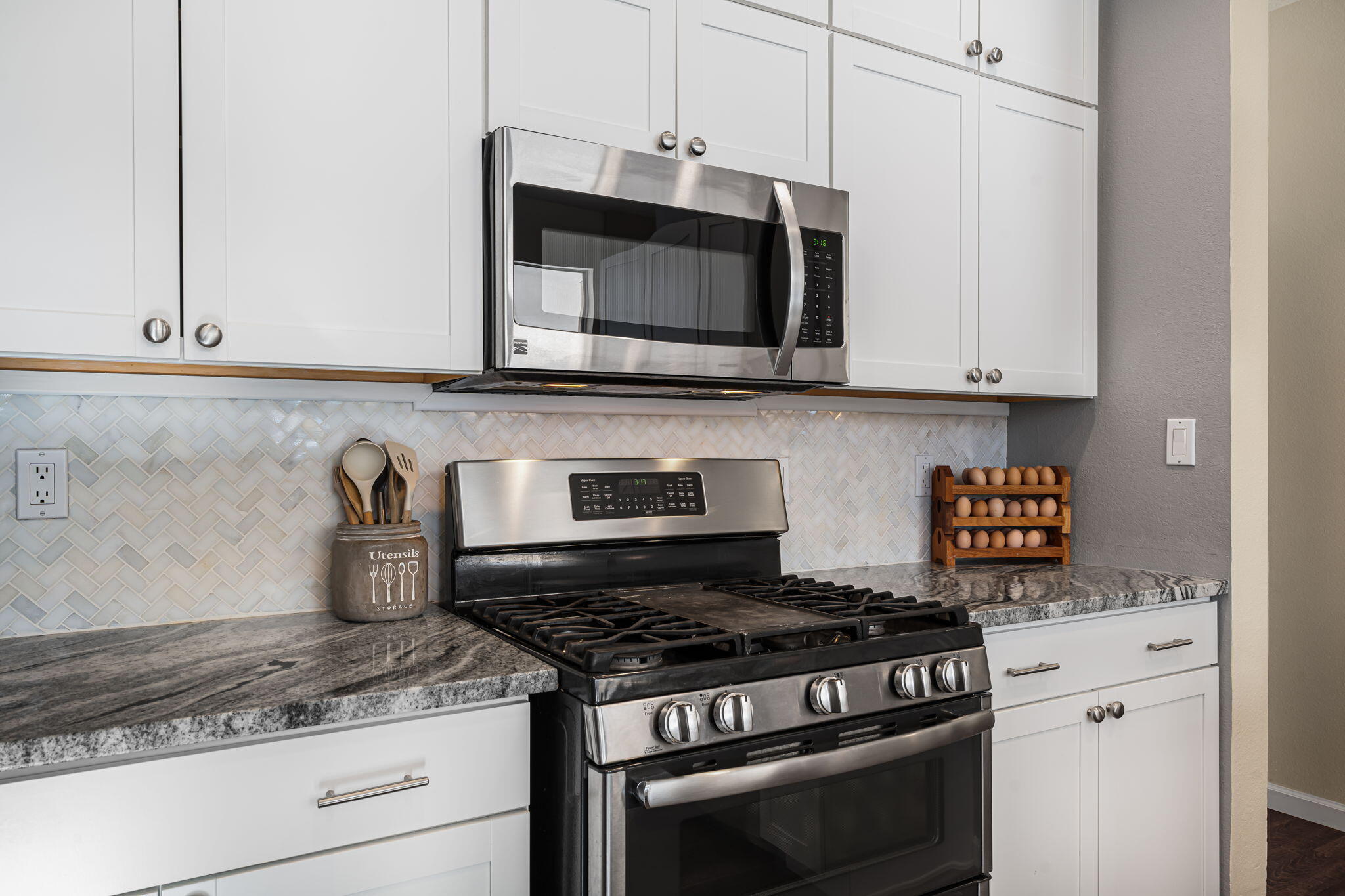 8101 Rancho Lago Court NW