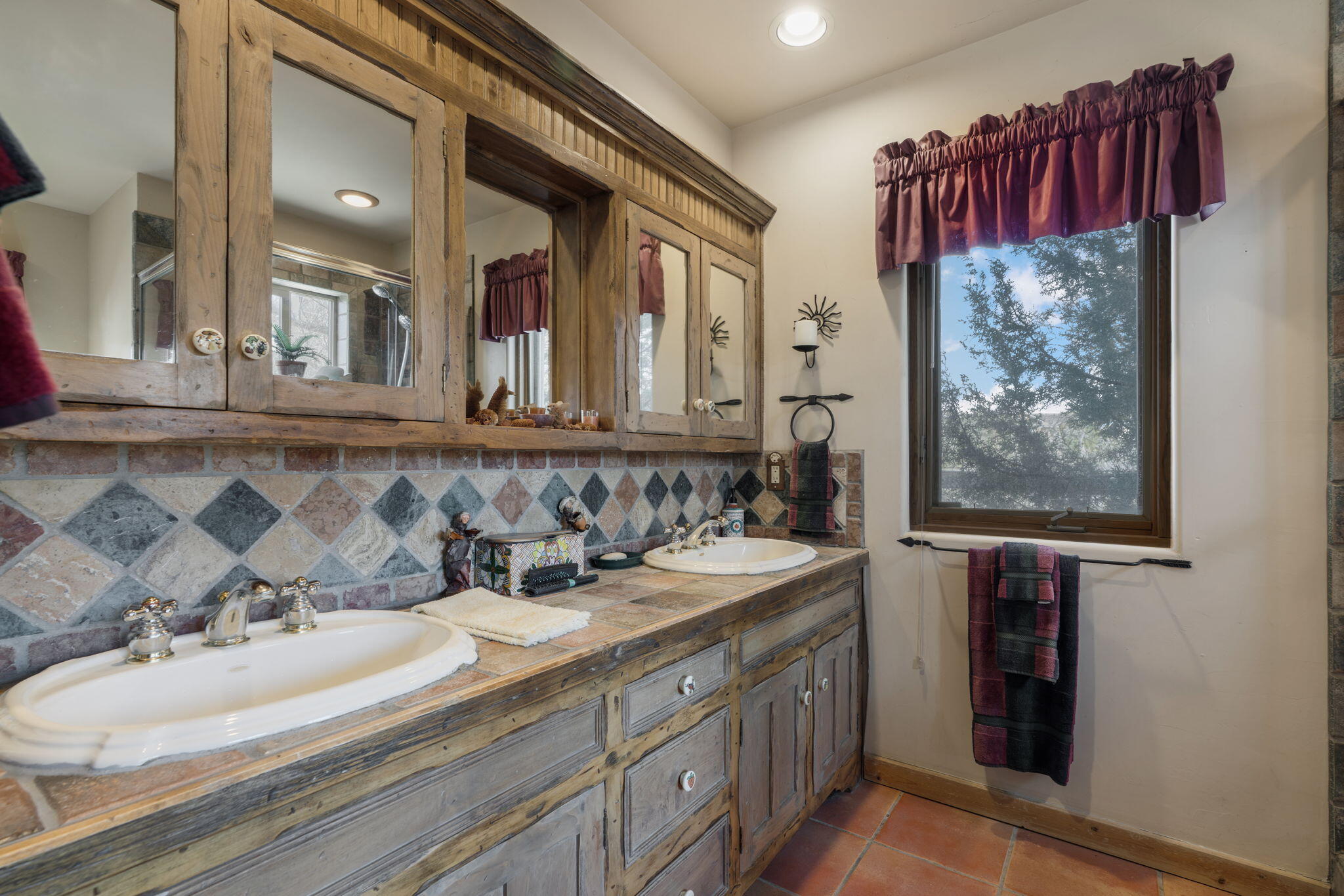 28 Sandia Lane
