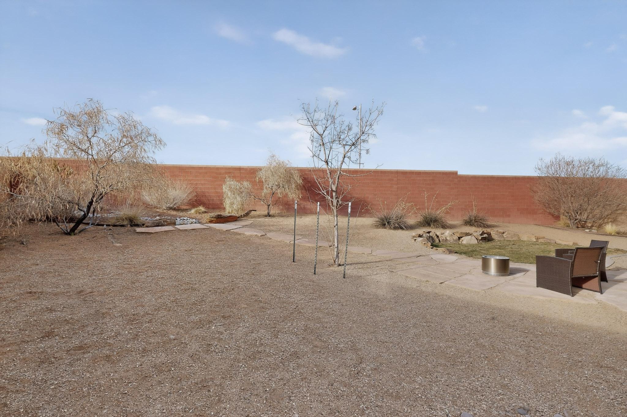 3517 Llano Vista Loop NE