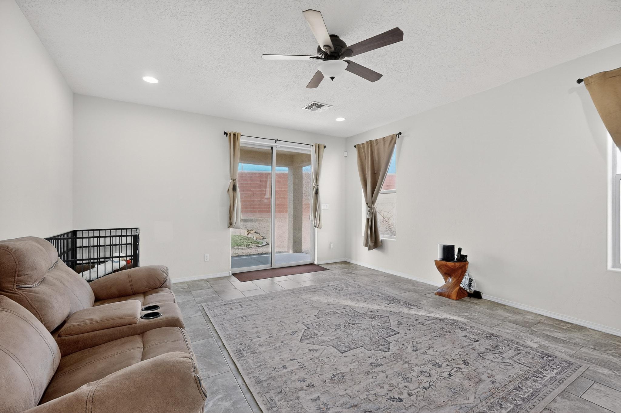 3517 Llano Vista Loop NE