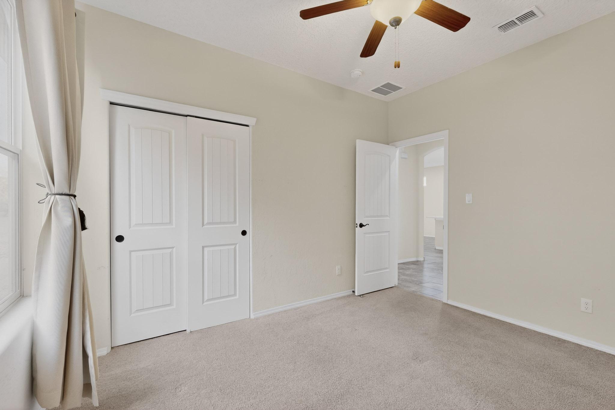 3517 Llano Vista Loop NE