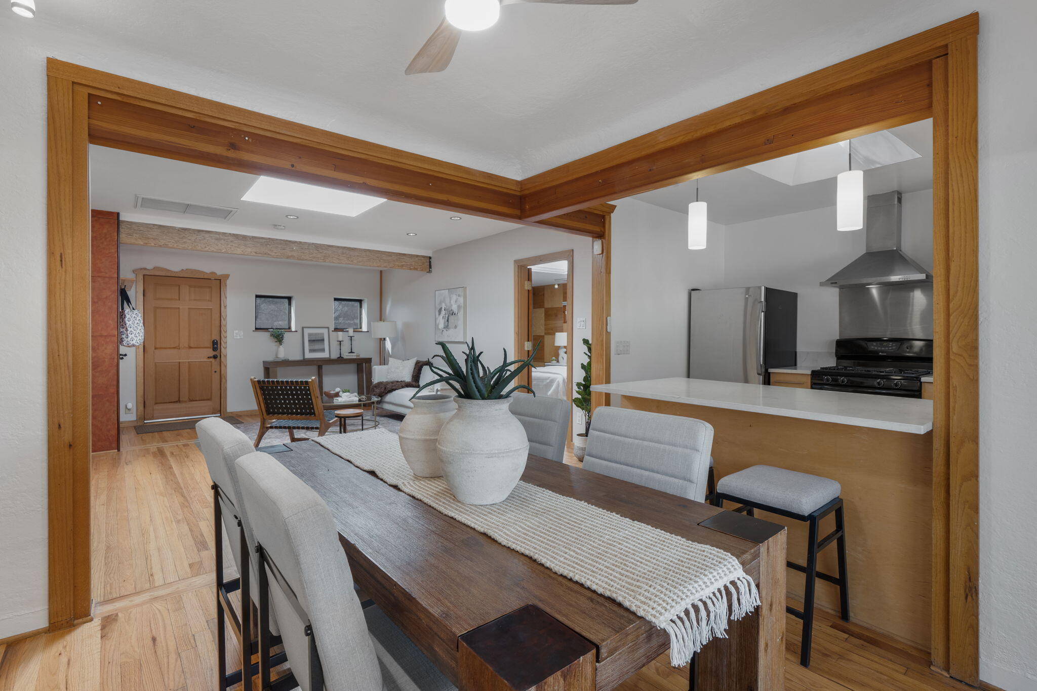 322 AMHERST Drive SE