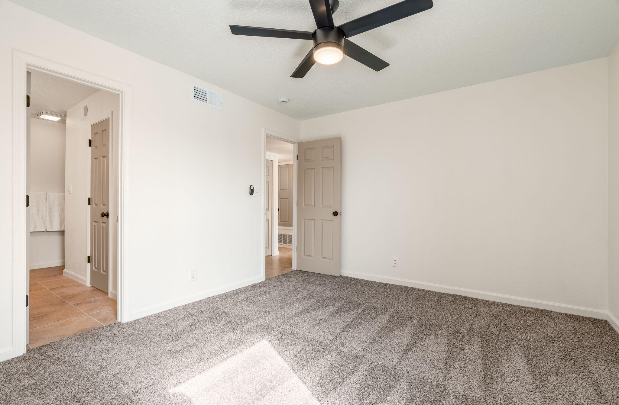 8417 Racheleigh Road NE