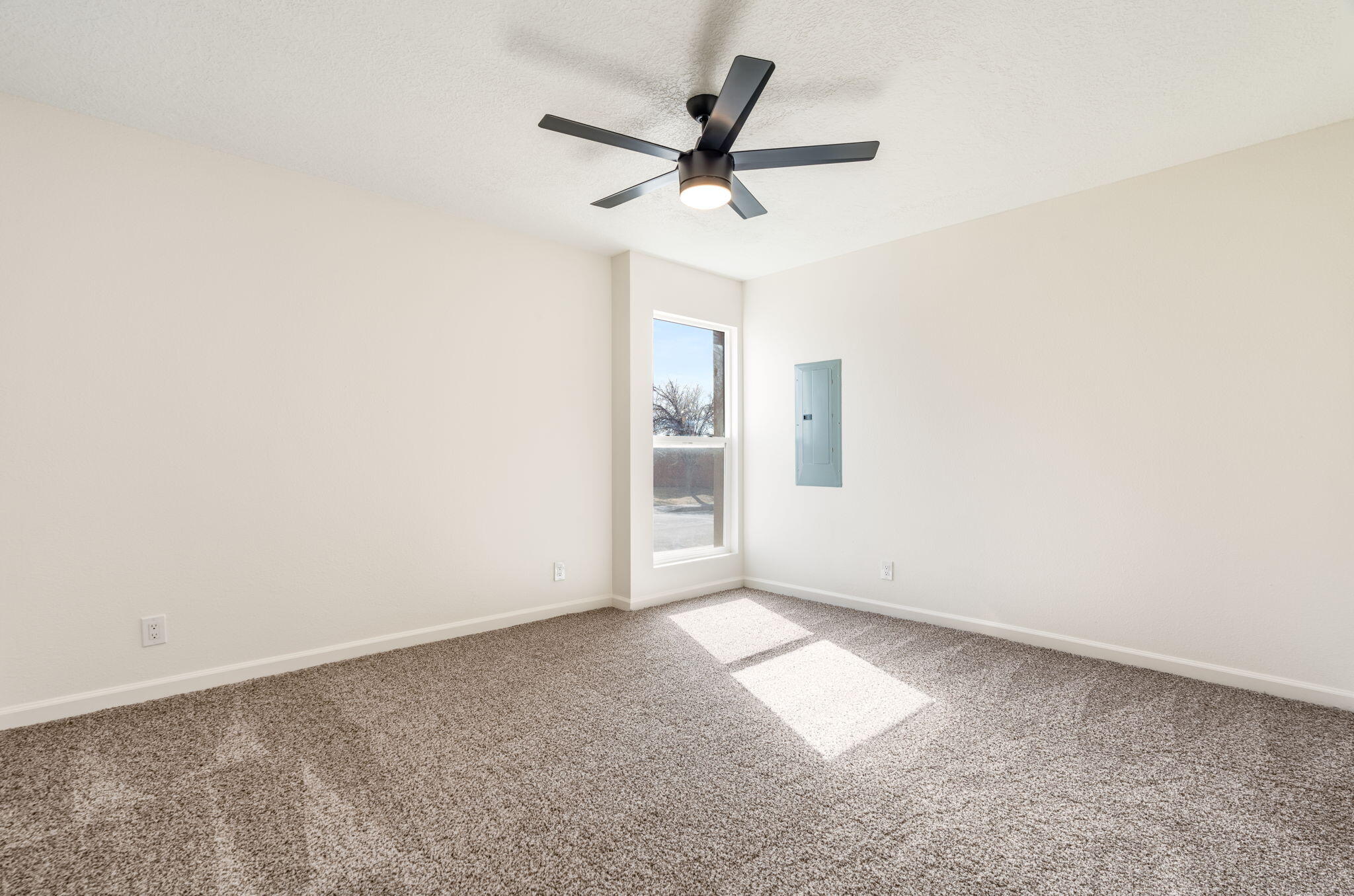 8417 Racheleigh Road NE