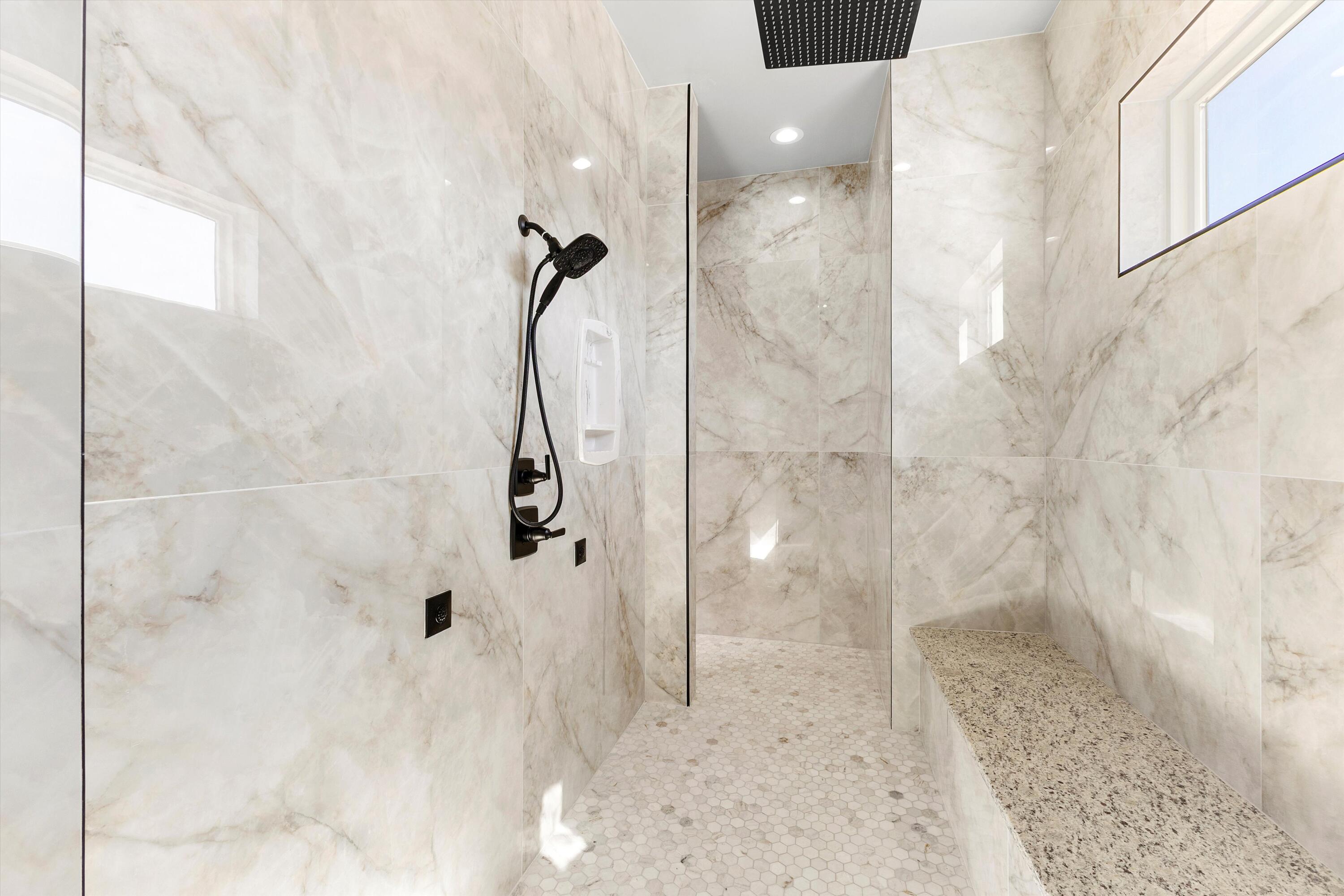 6608 Petirrojo Road NW