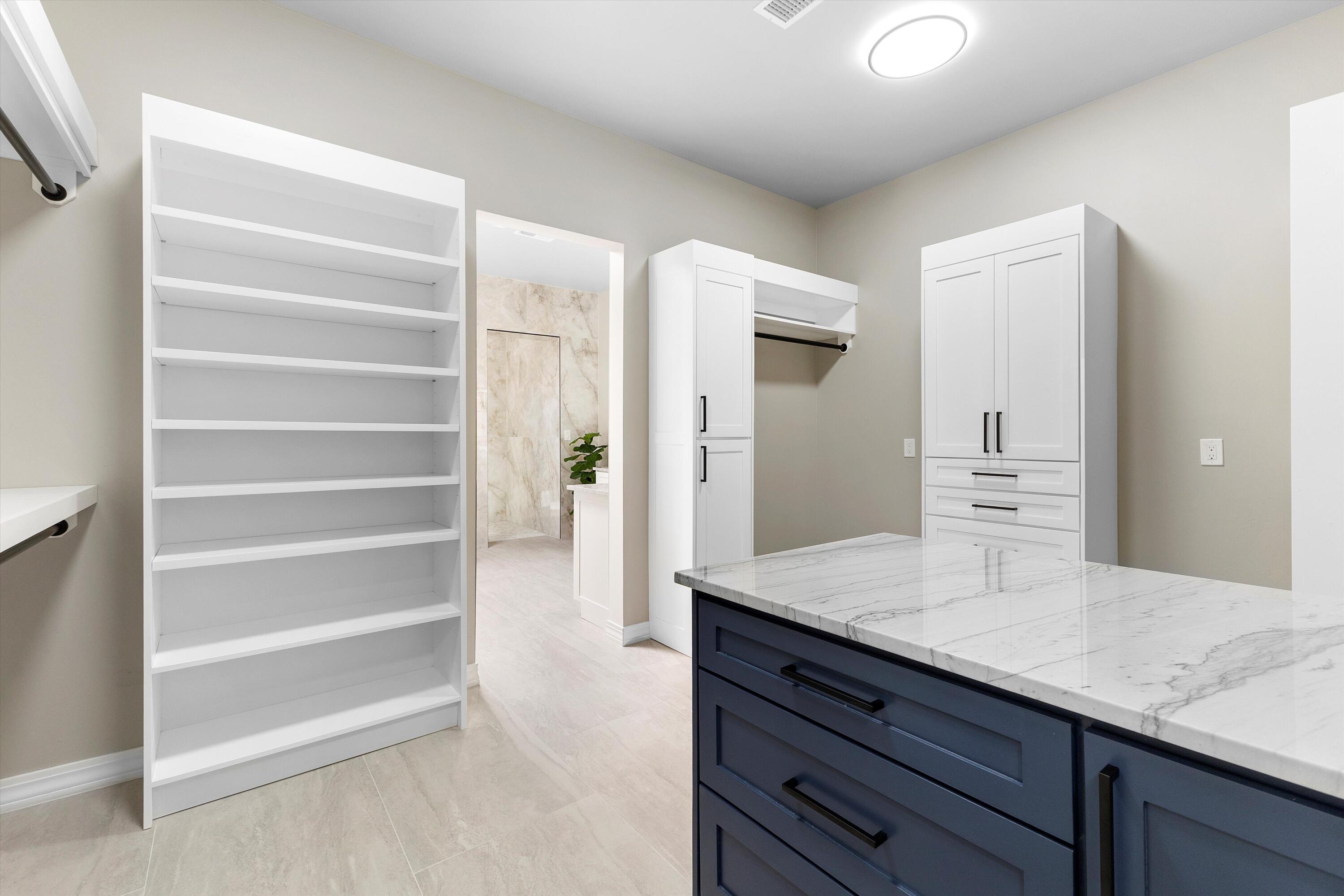 6608 Petirrojo Road NW