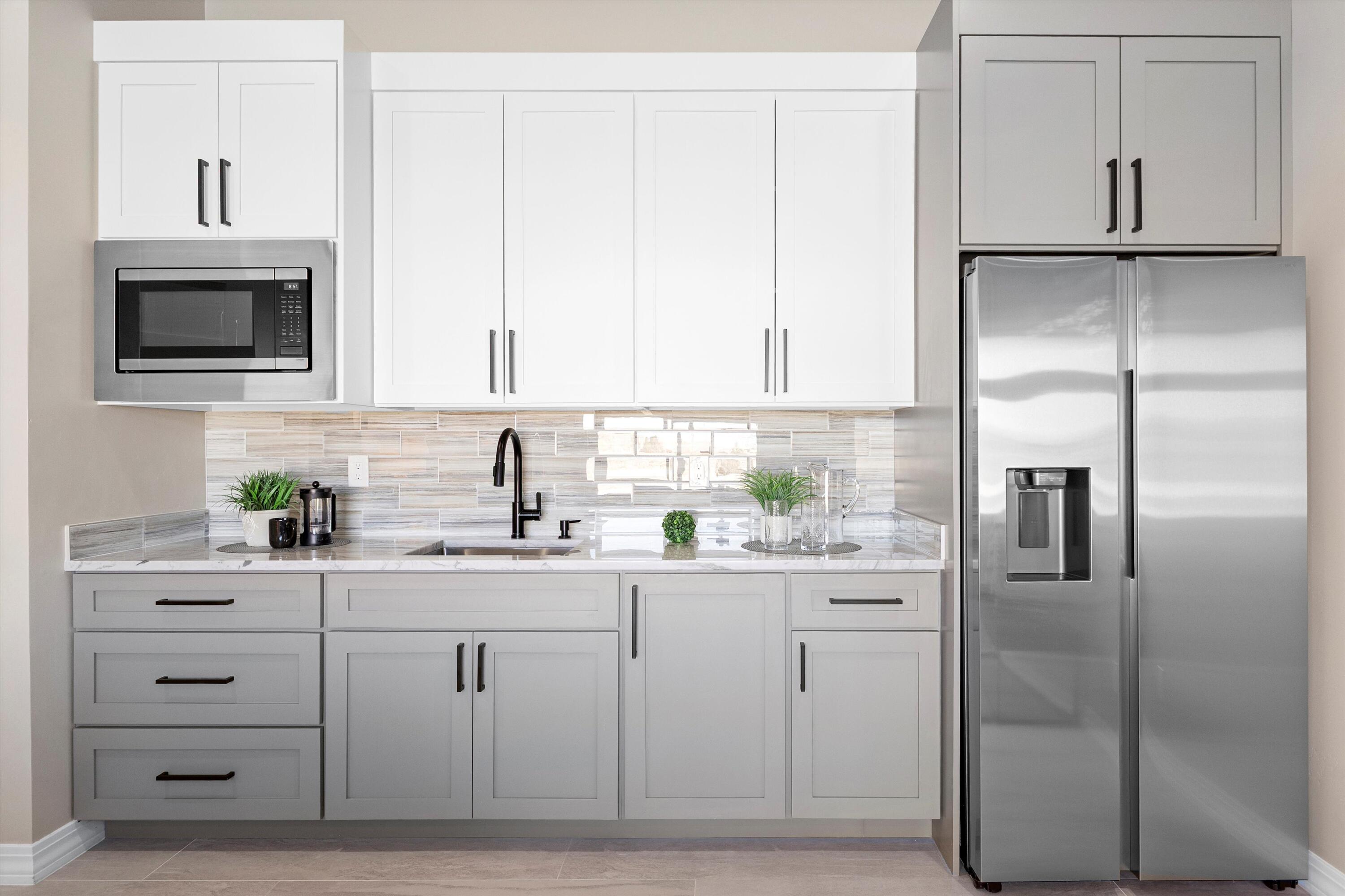 6608 Petirrojo Road NW