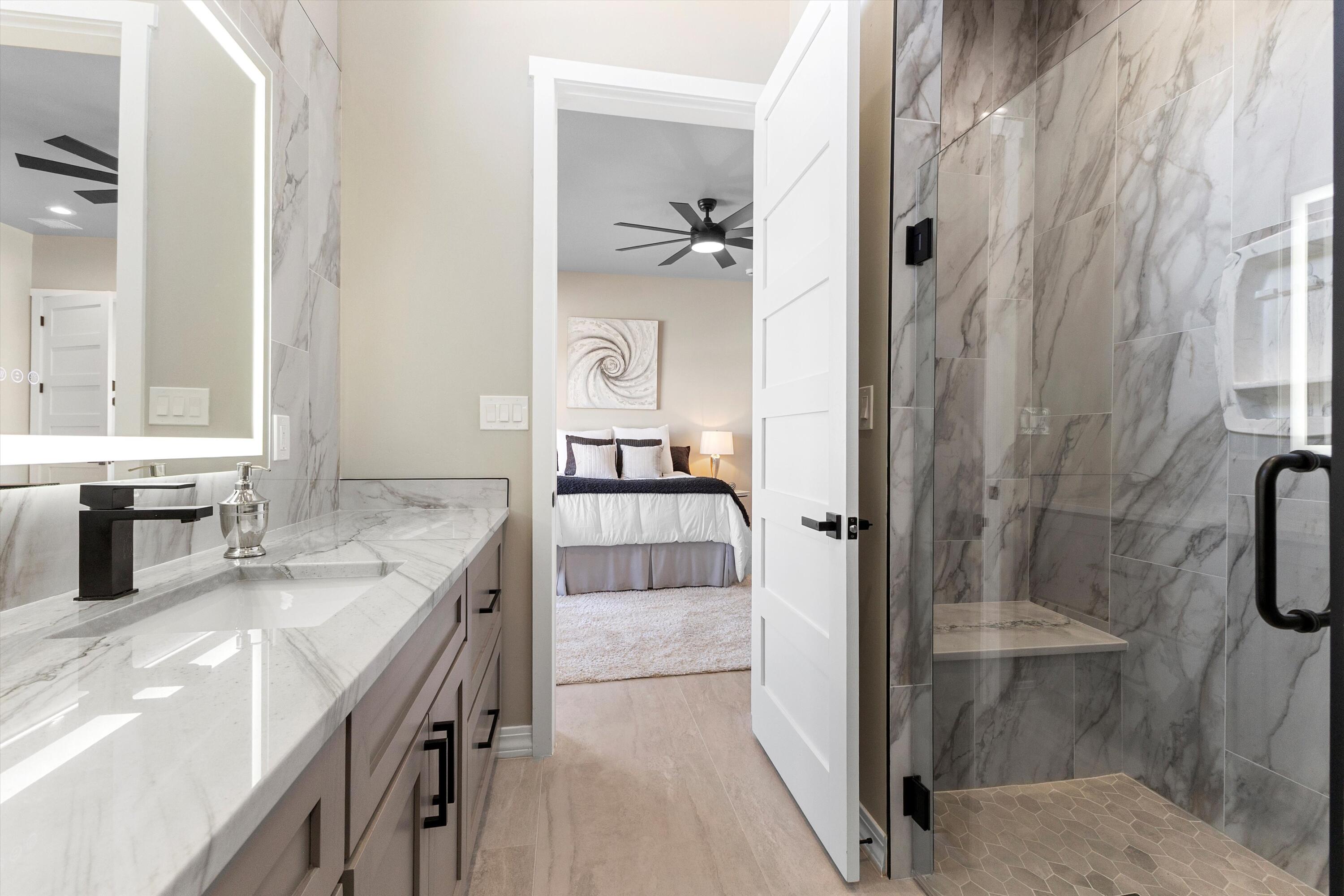 6608 Petirrojo Road NW