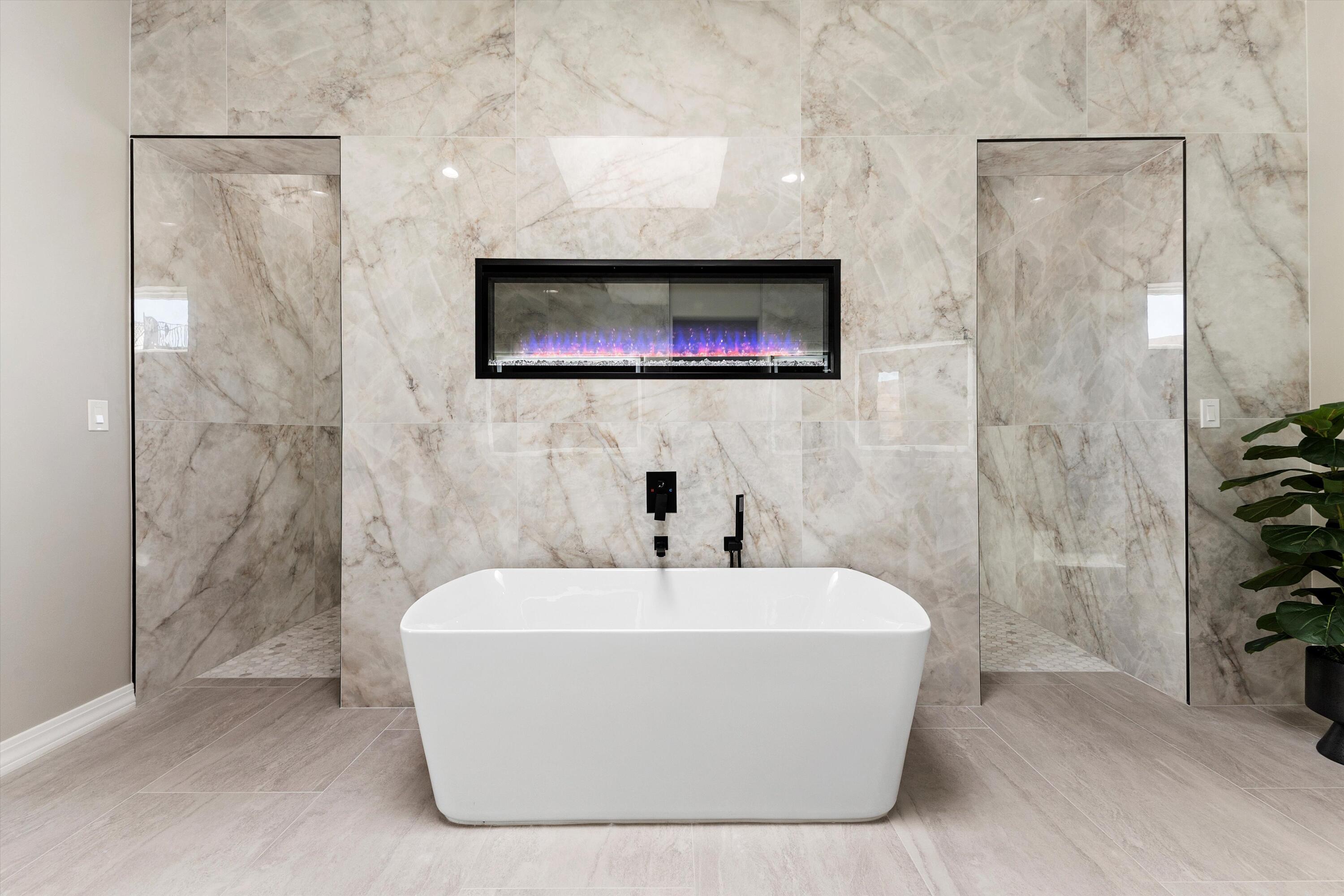 6608 Petirrojo Road NW