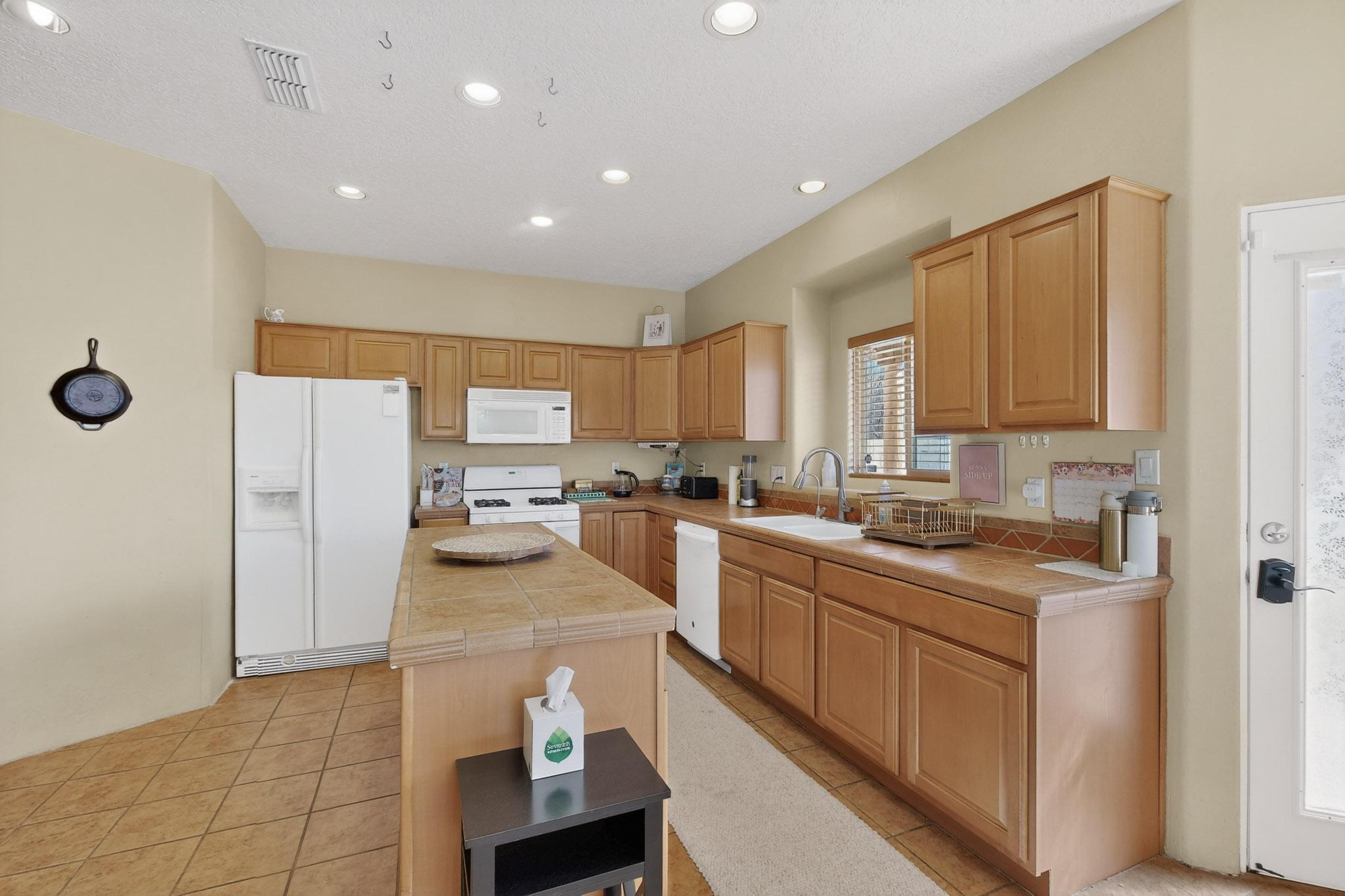 4024 Arapahoe Avenue NW