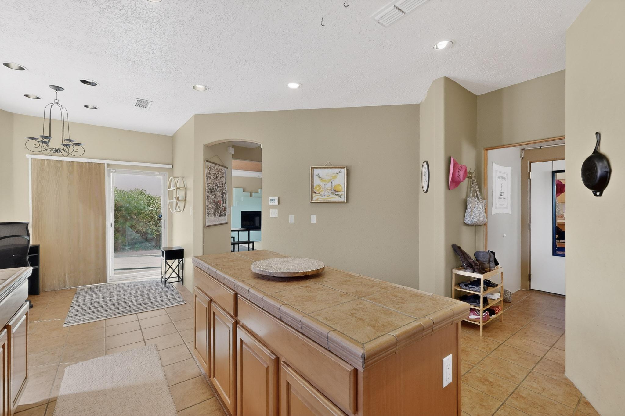 4024 Arapahoe Avenue NW