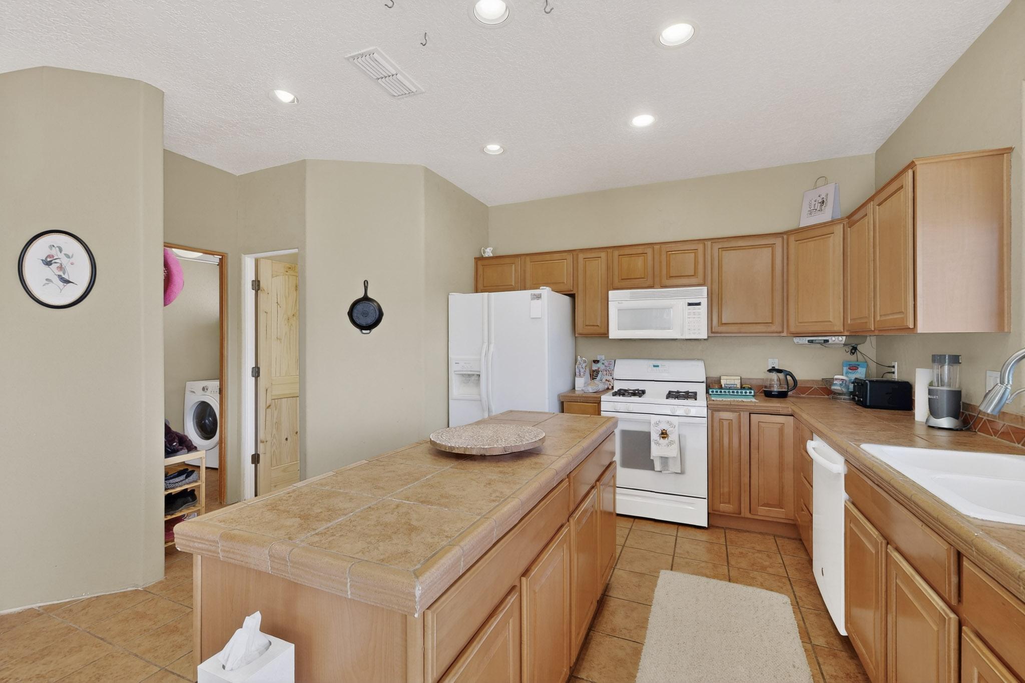 4024 Arapahoe Avenue NW