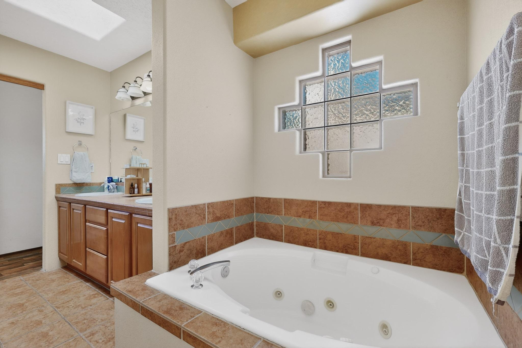 4024 Arapahoe Avenue NW