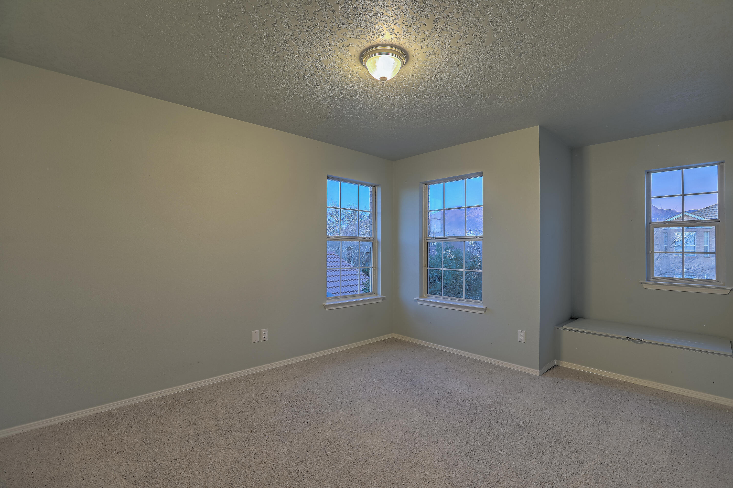 8305 Calle Soquelle NE