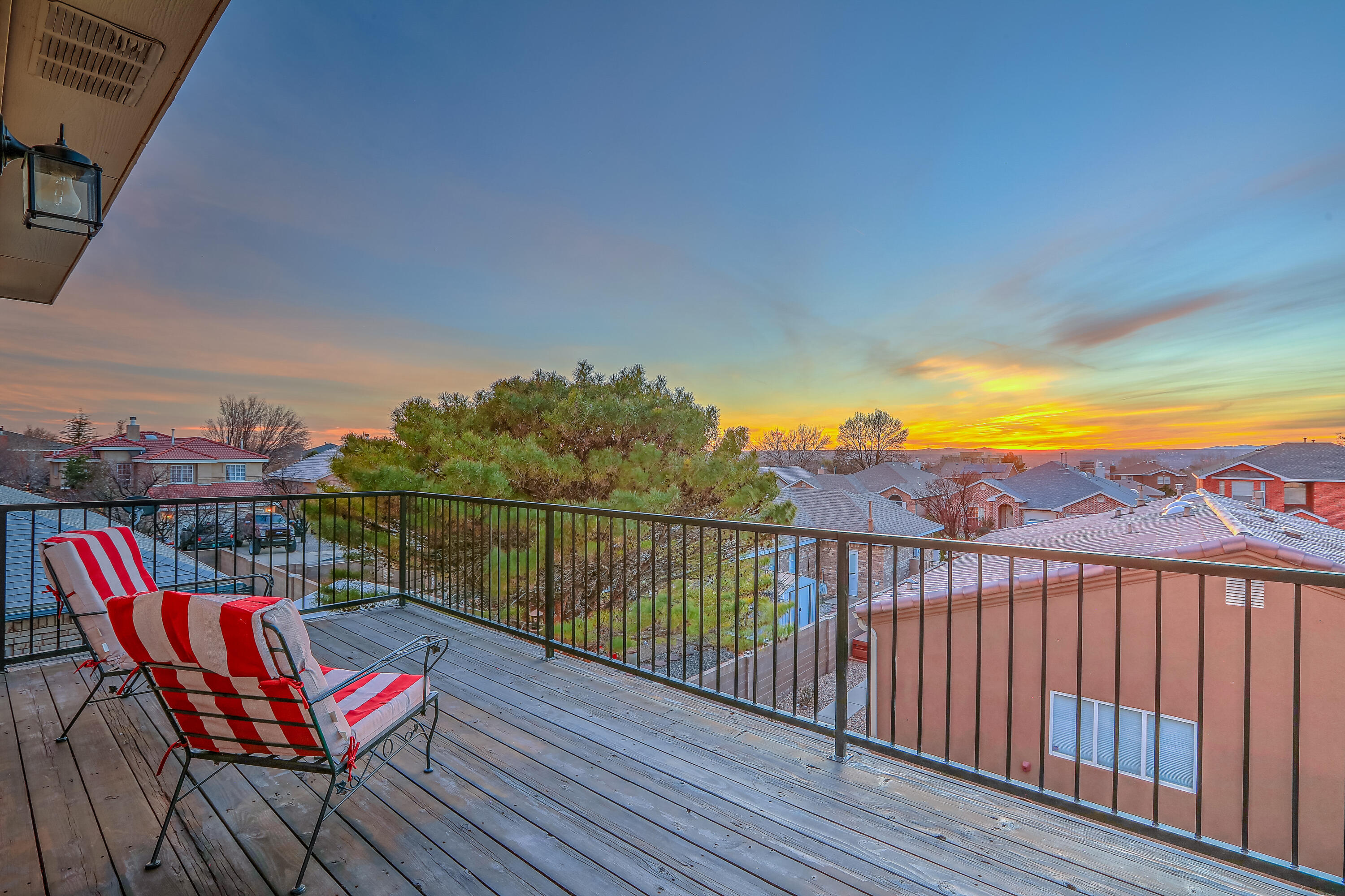 8305 Calle Soquelle NE