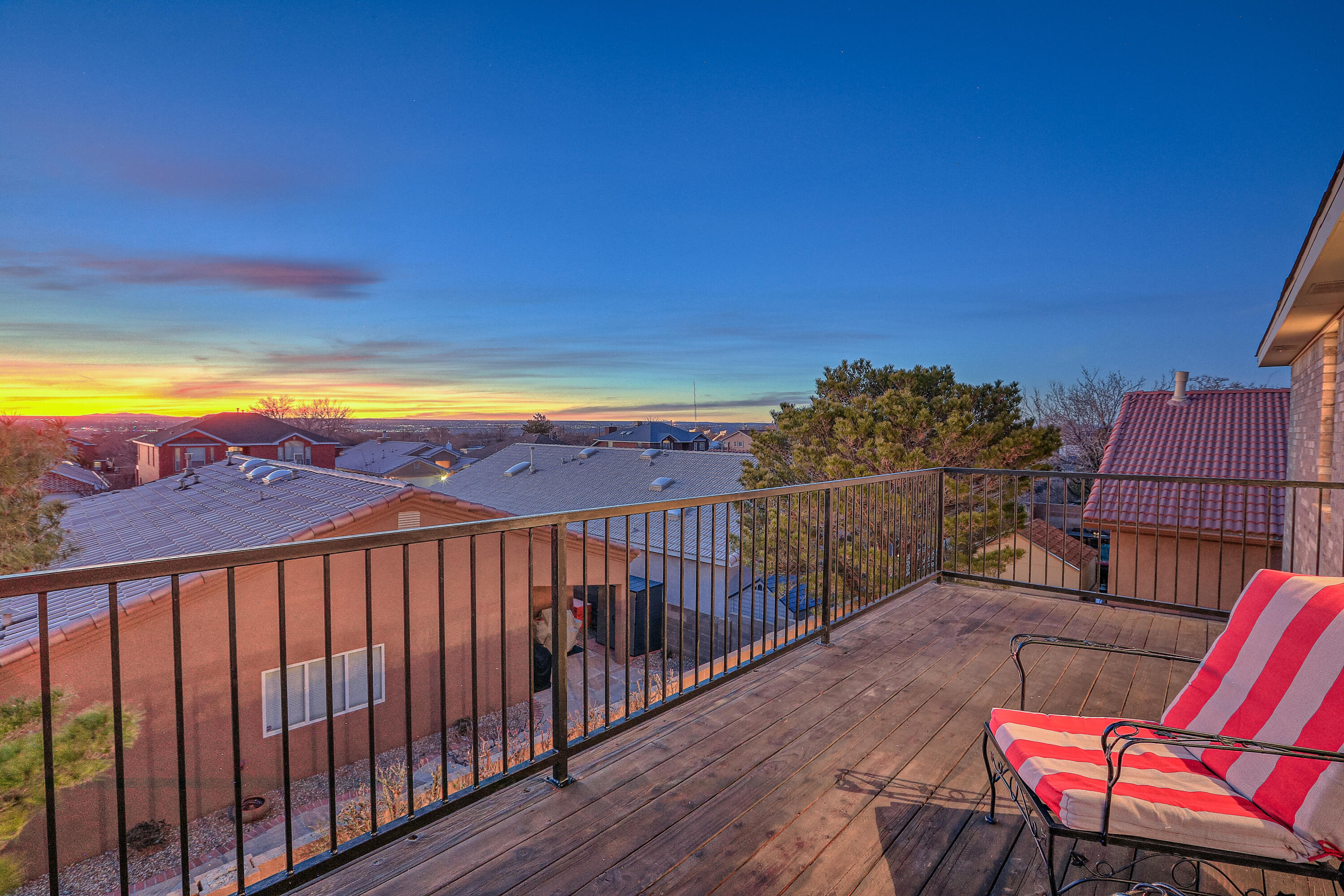 8305 Calle Soquelle NE