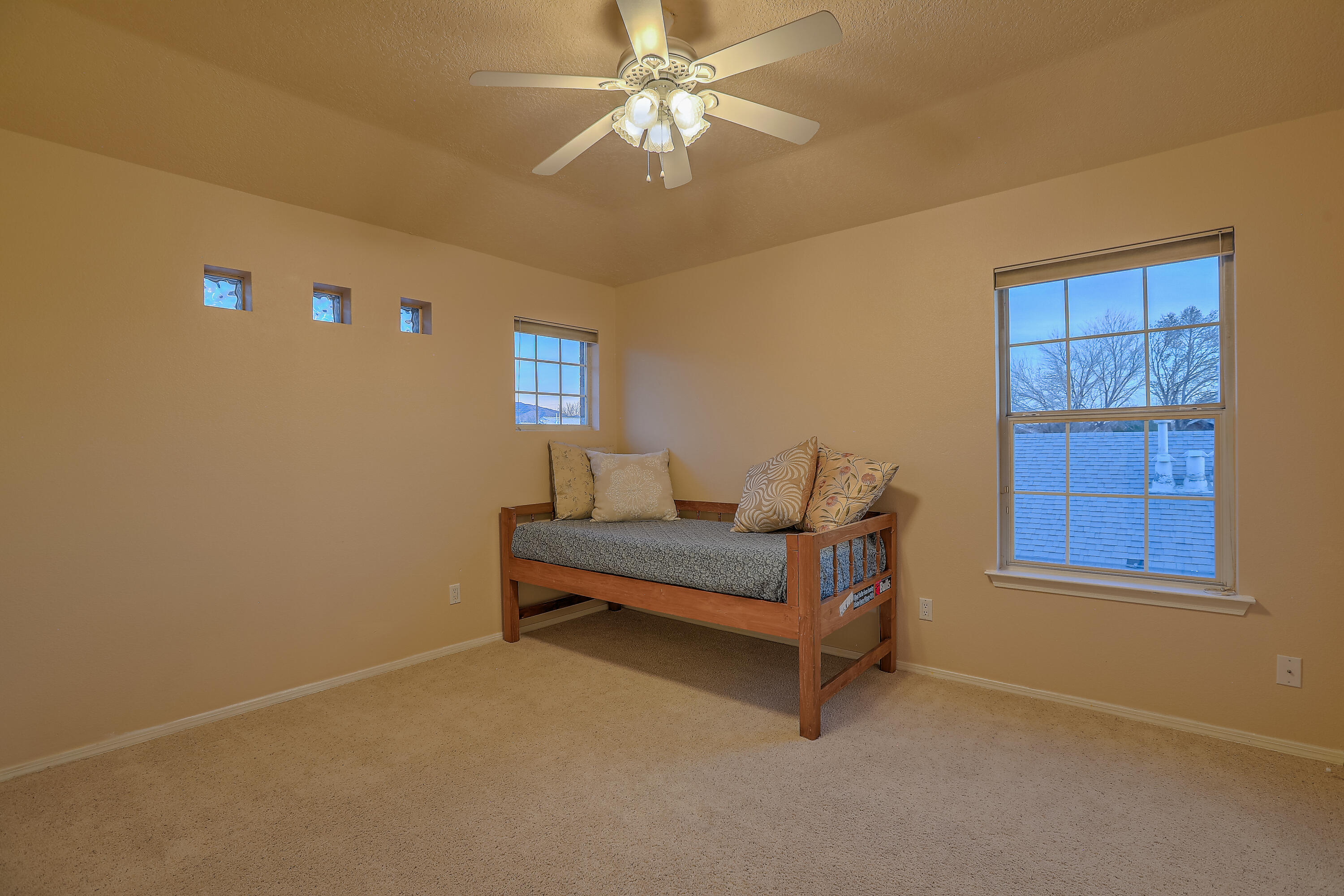 8305 Calle Soquelle NE