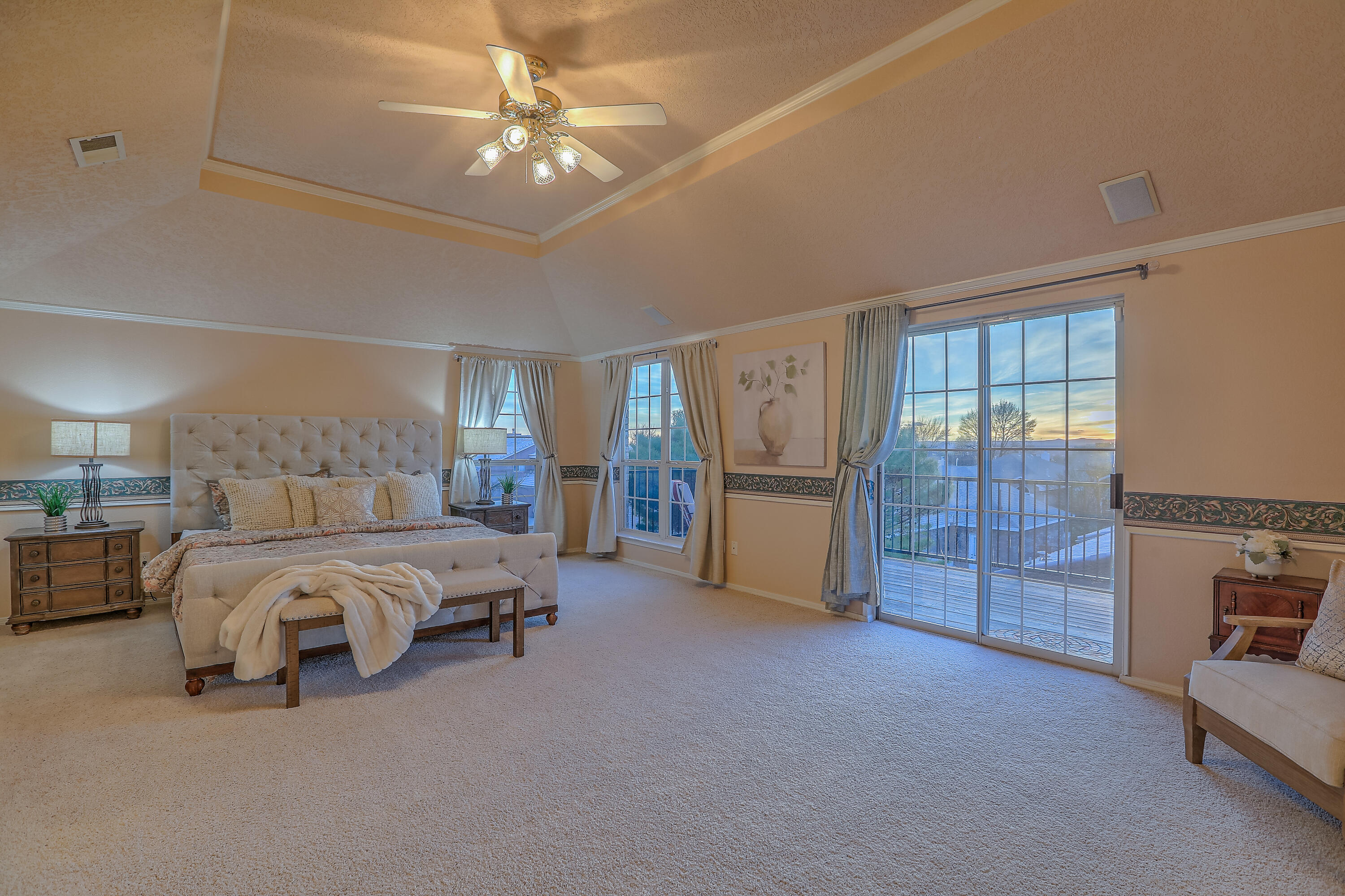 8305 Calle Soquelle NE