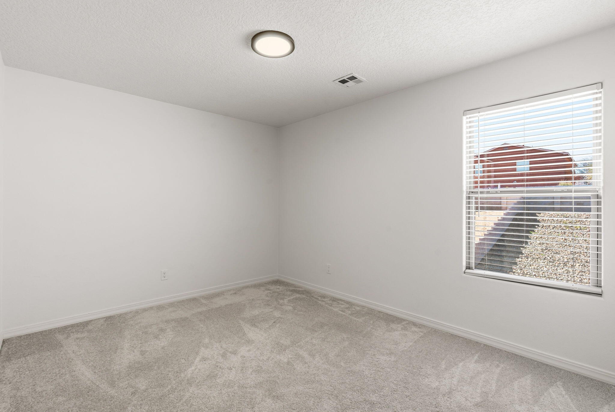 5765 Cosmo Court NE