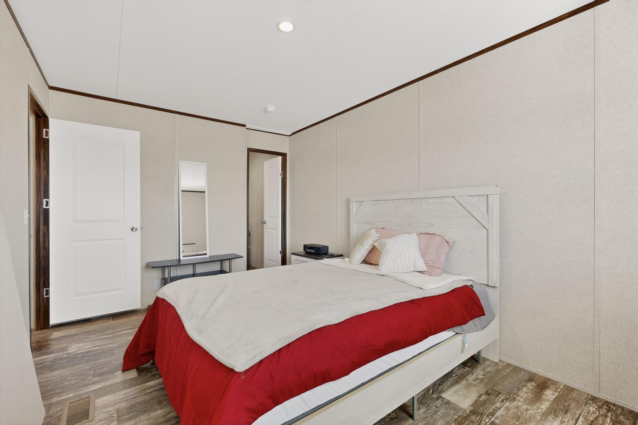 1117 W Delgado Avenue