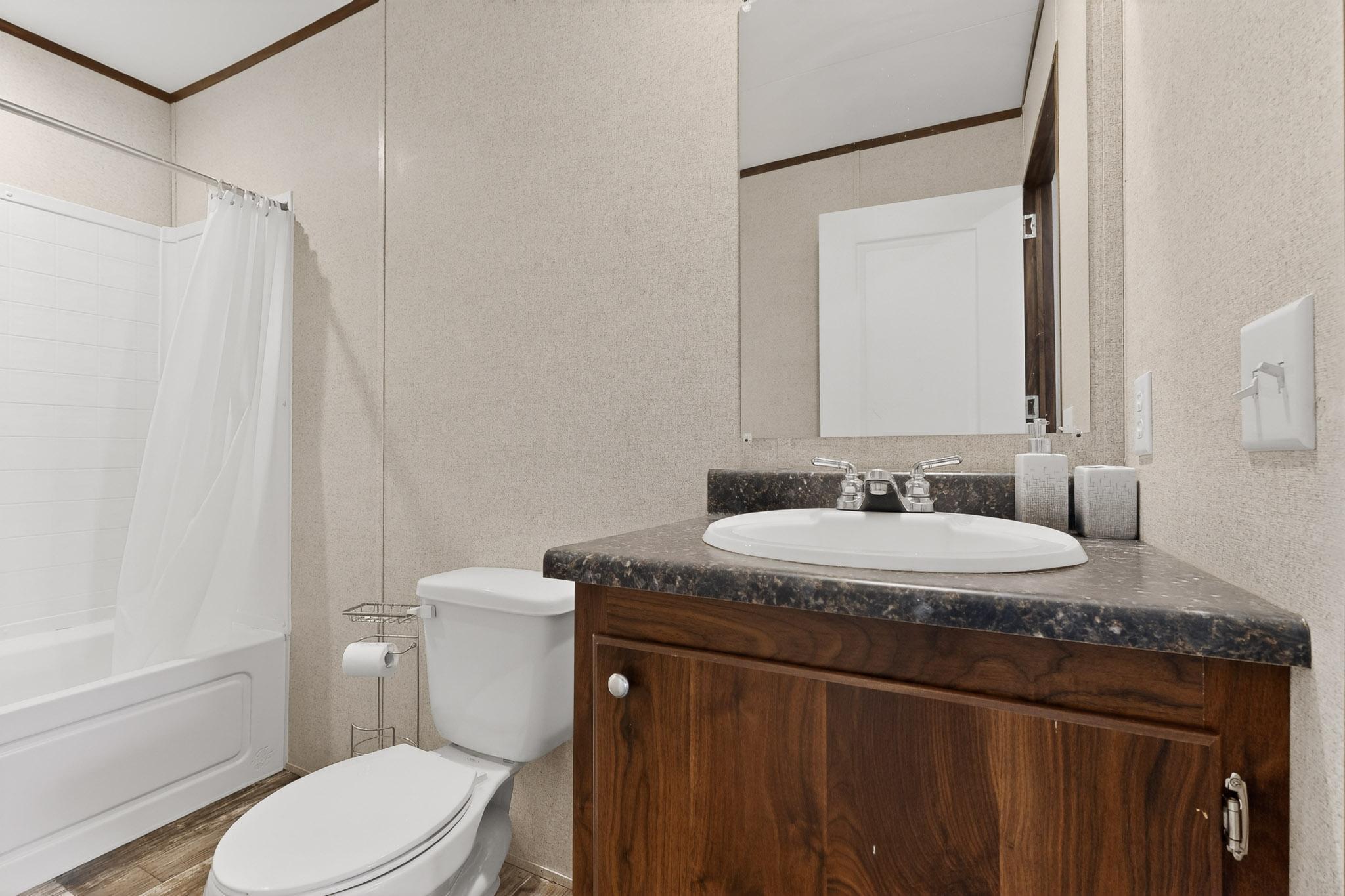 1117 W Delgado Avenue