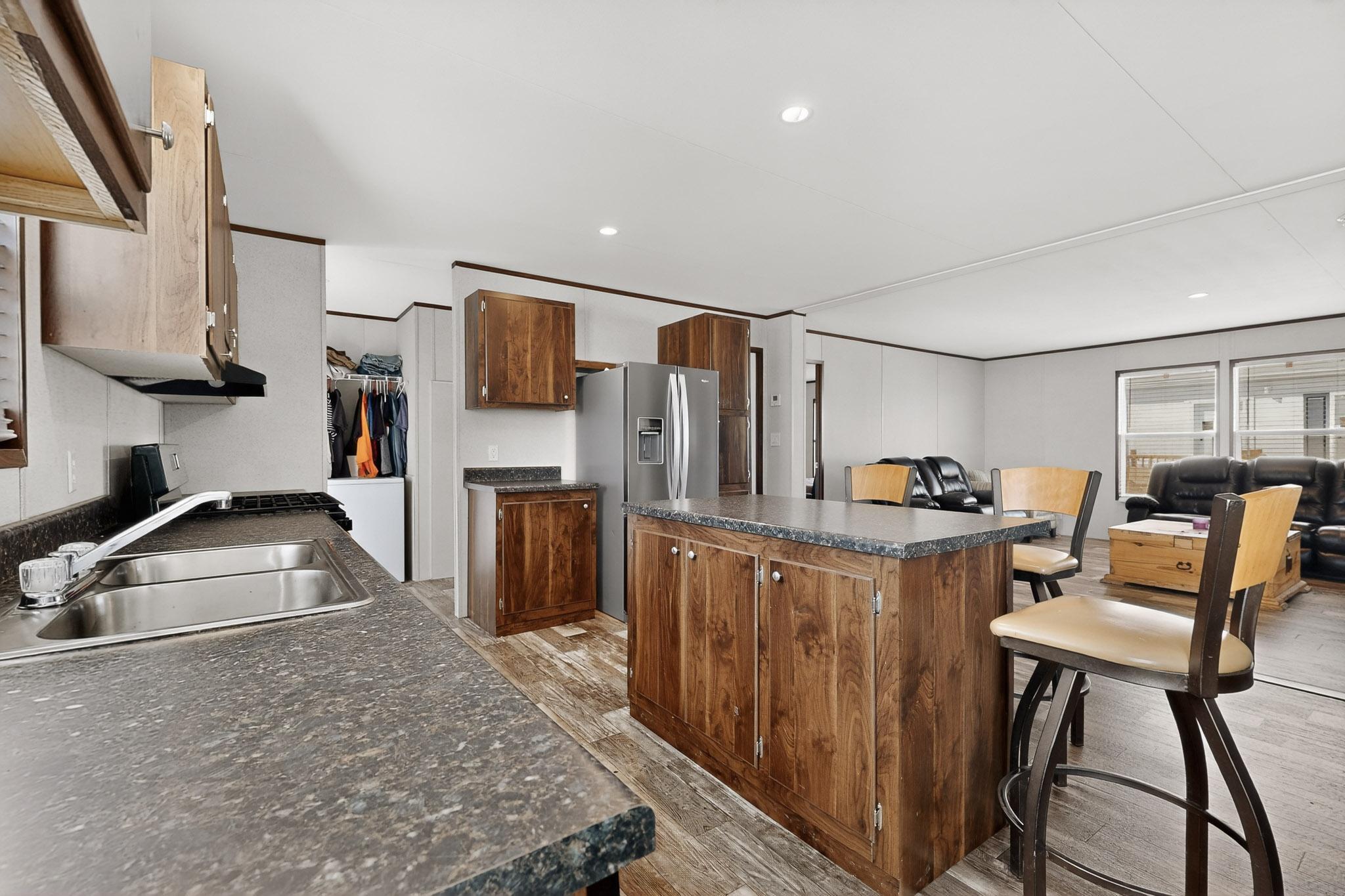 1117 W Delgado Avenue