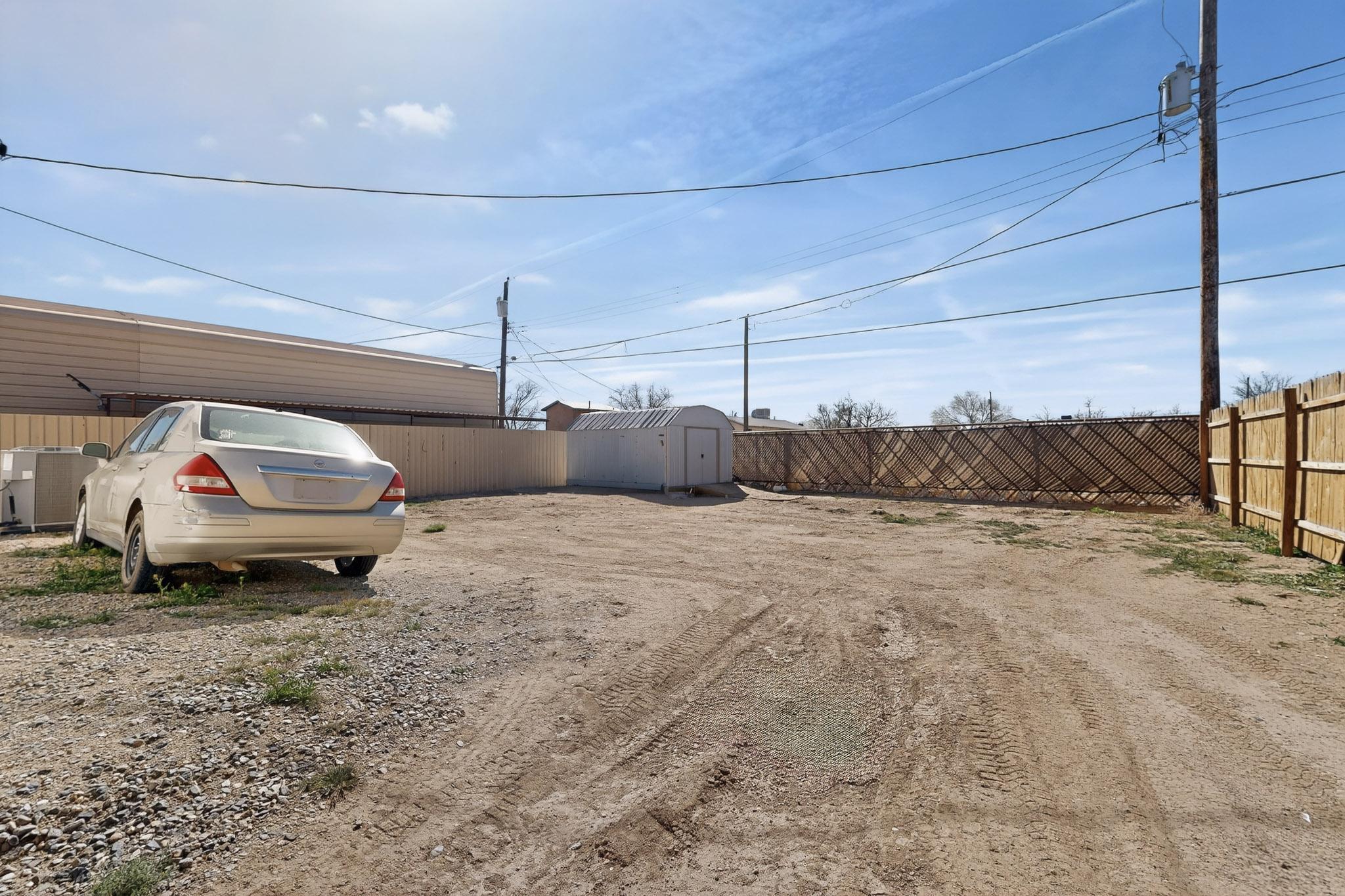 1117 W Delgado Avenue