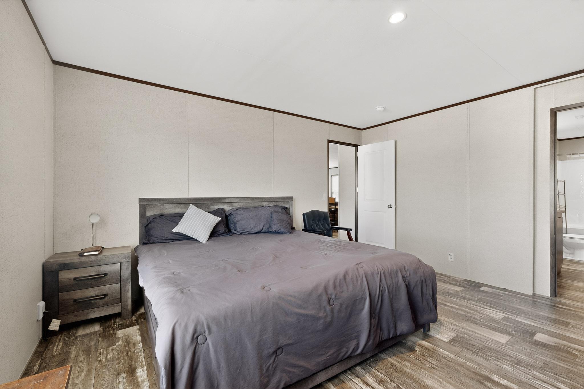 1117 W Delgado Avenue