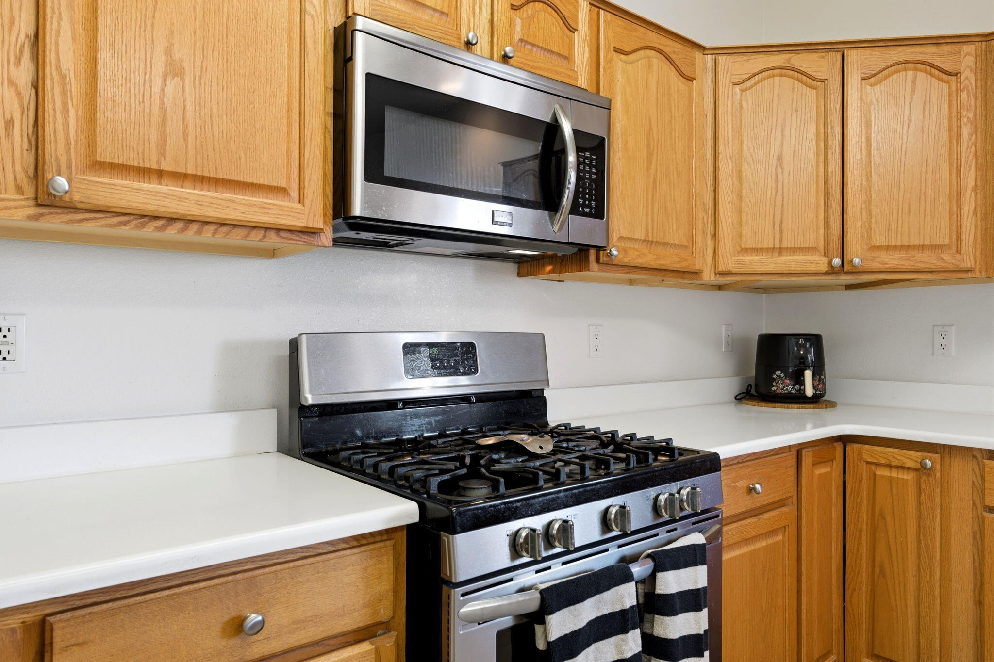 4613 Cactus Avenue NW