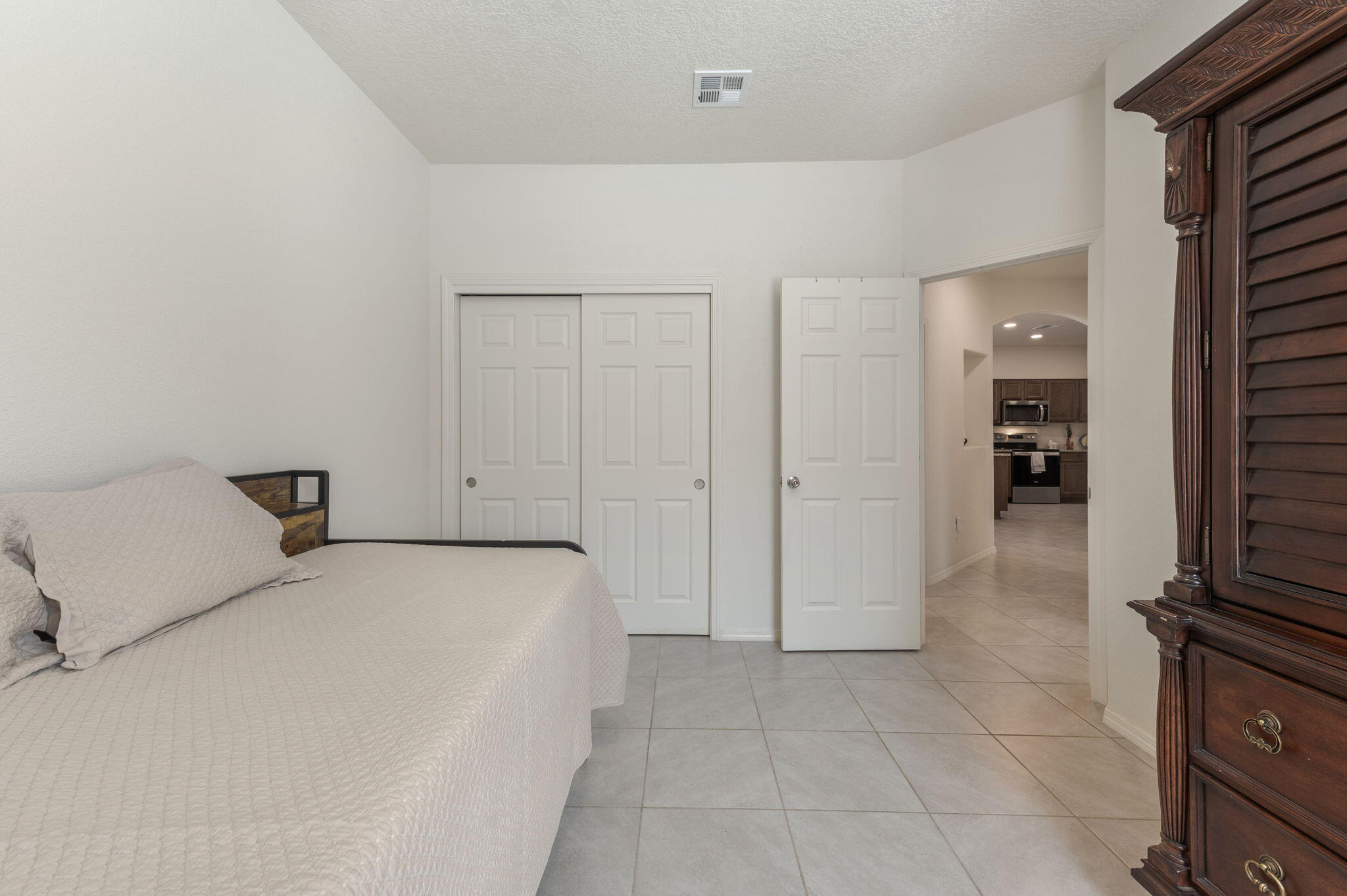 1825 Tesoro Loop NW