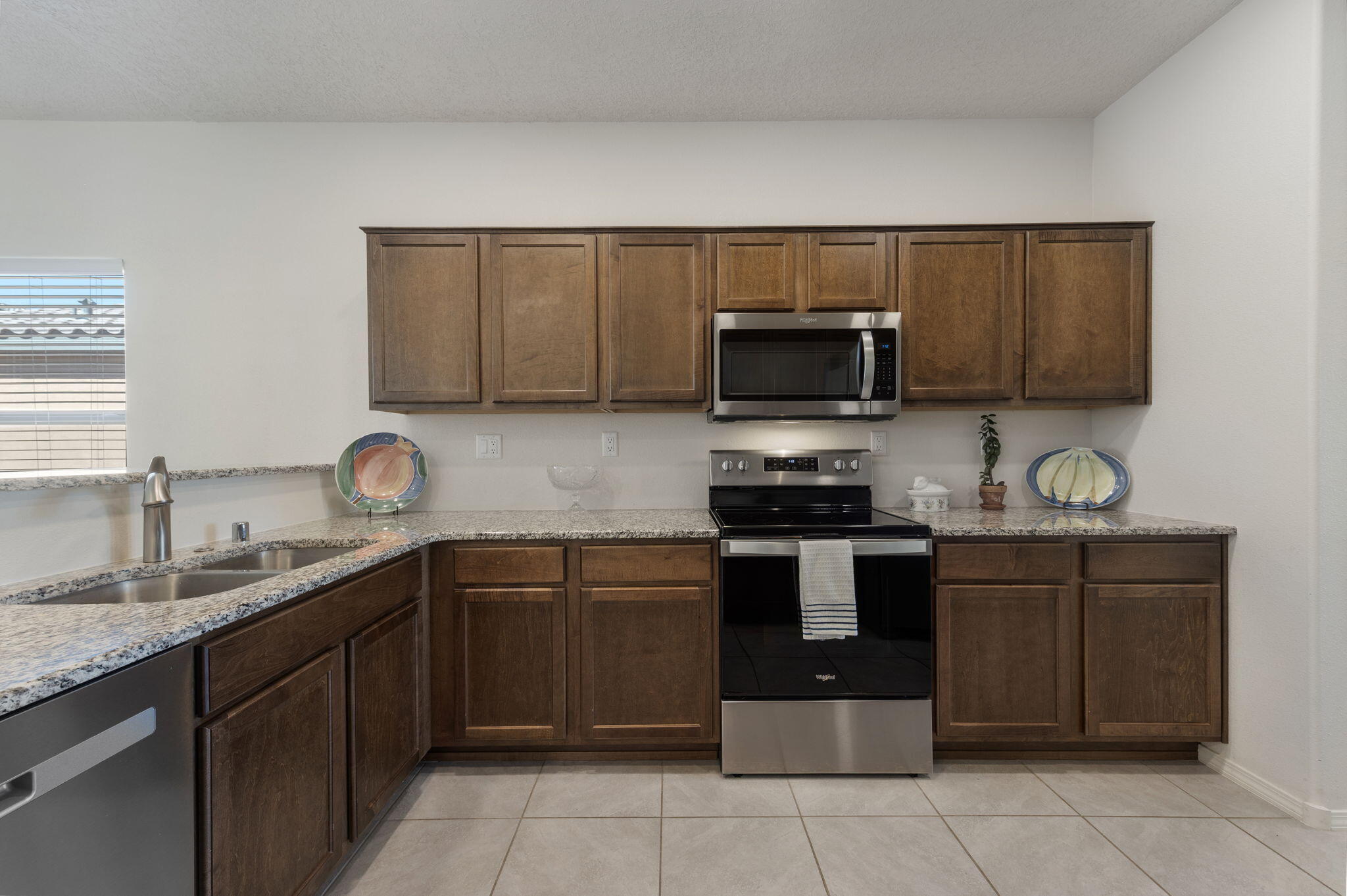 1825 Tesoro Loop NW