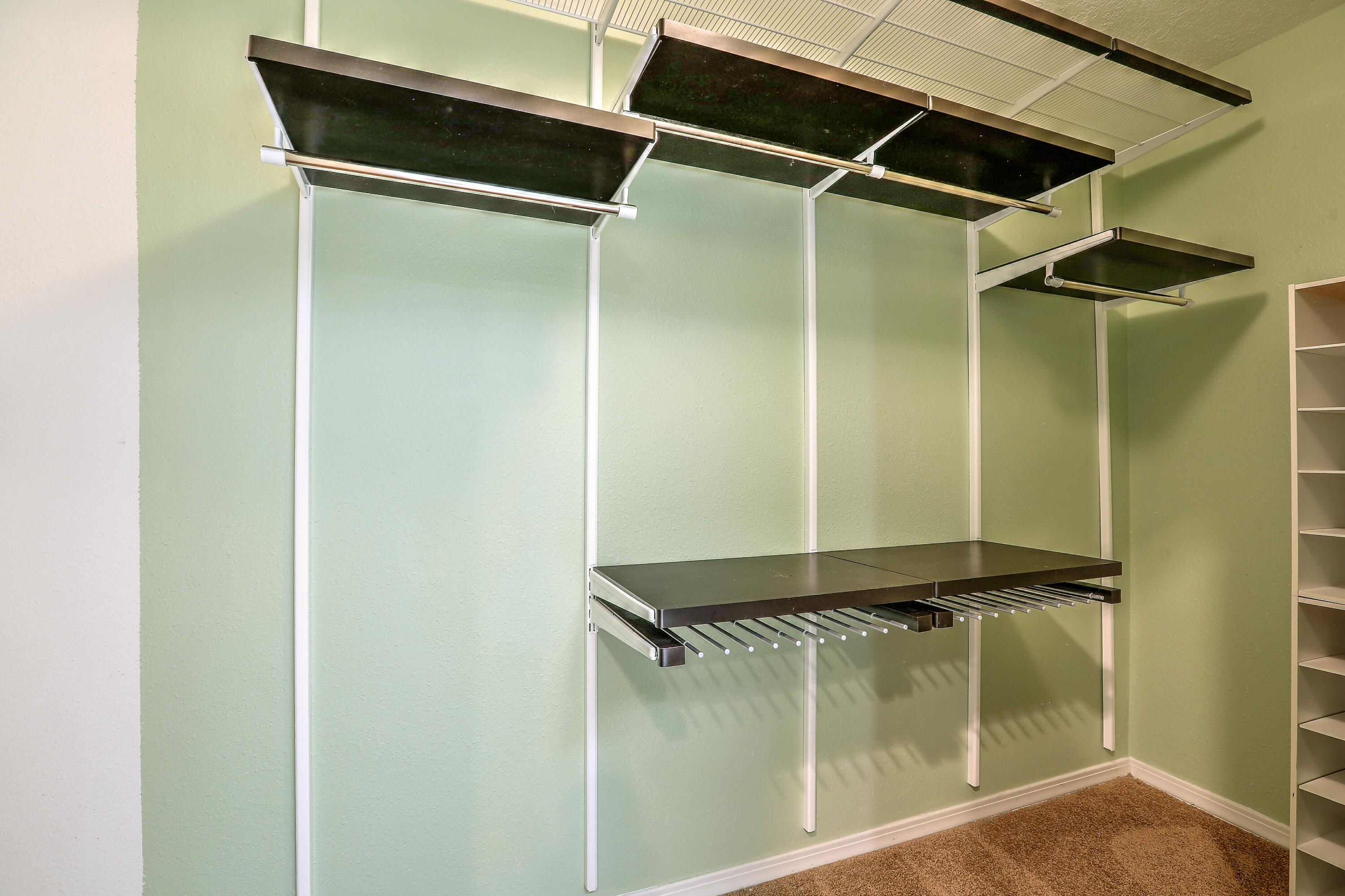 13400 Pinnacle Court NE