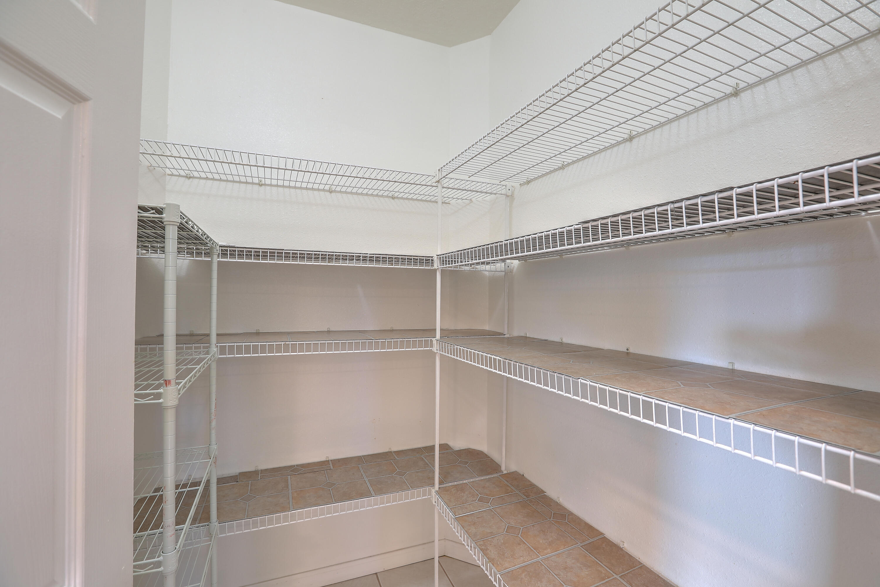 13400 Pinnacle Court NE