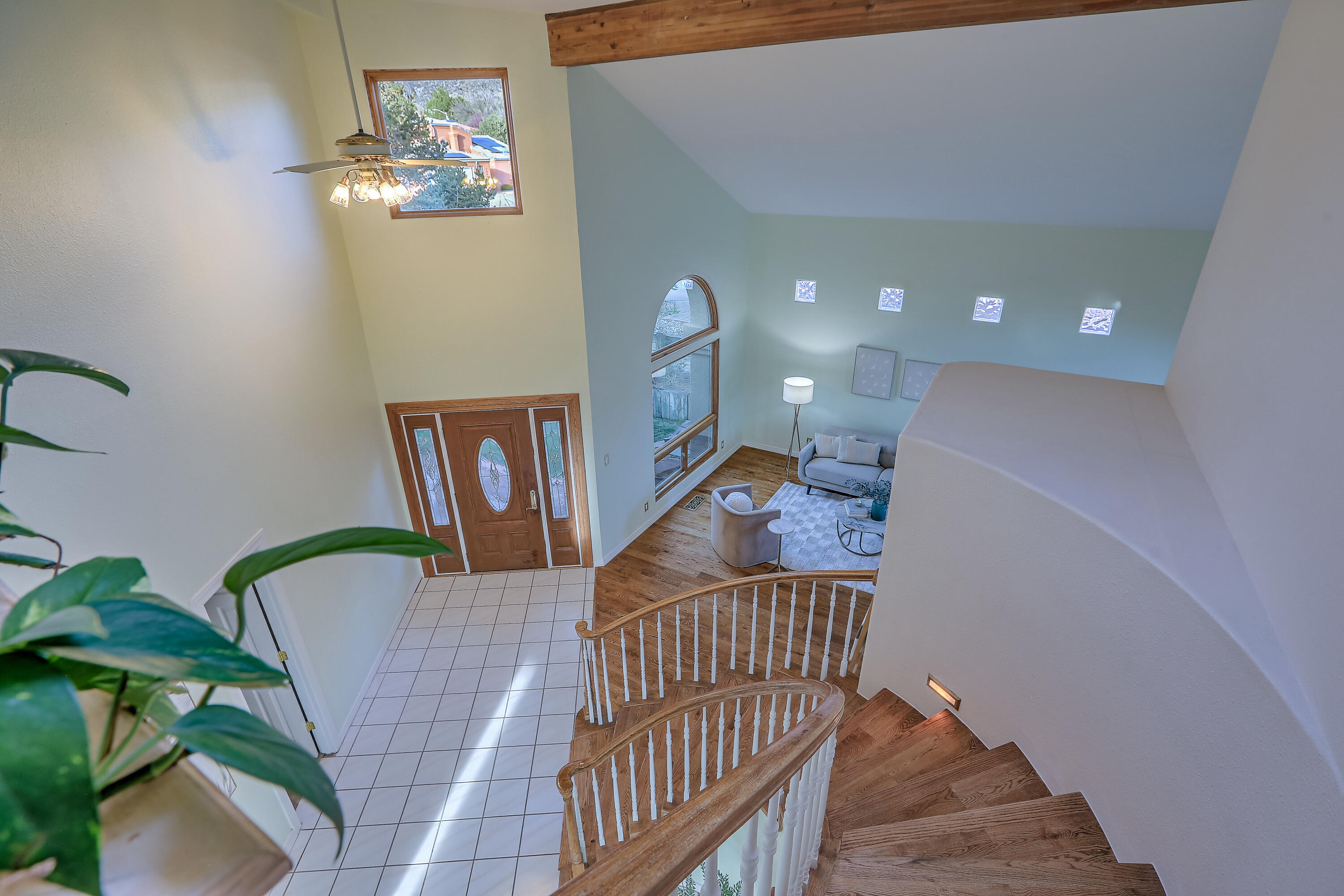 13400 Pinnacle Court NE