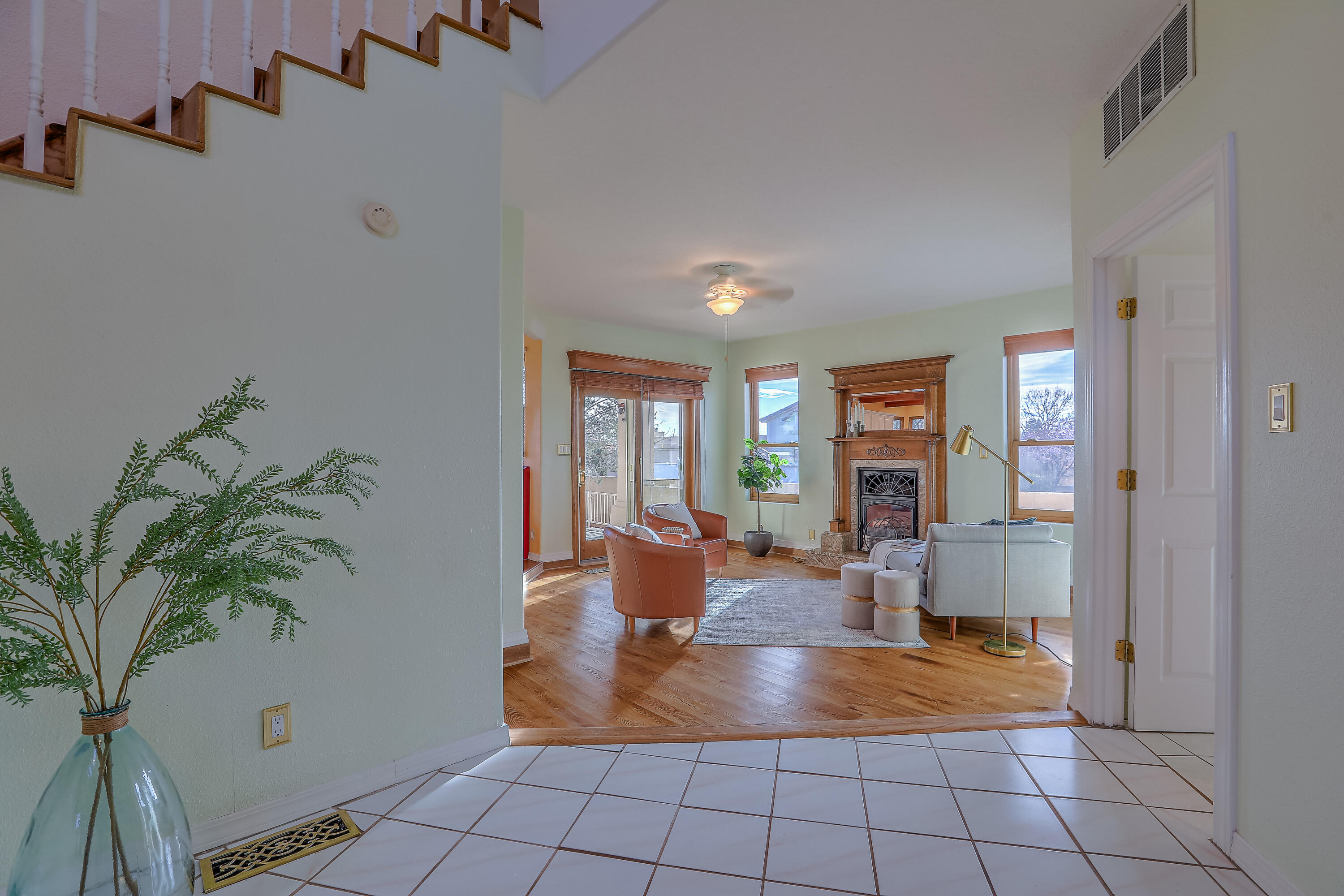 13400 Pinnacle Court NE