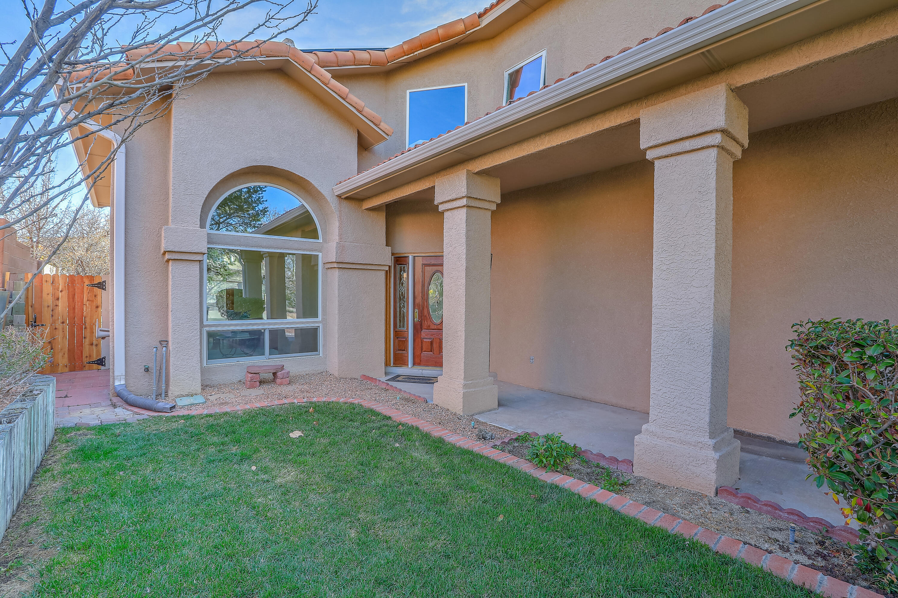 13400 Pinnacle Court NE