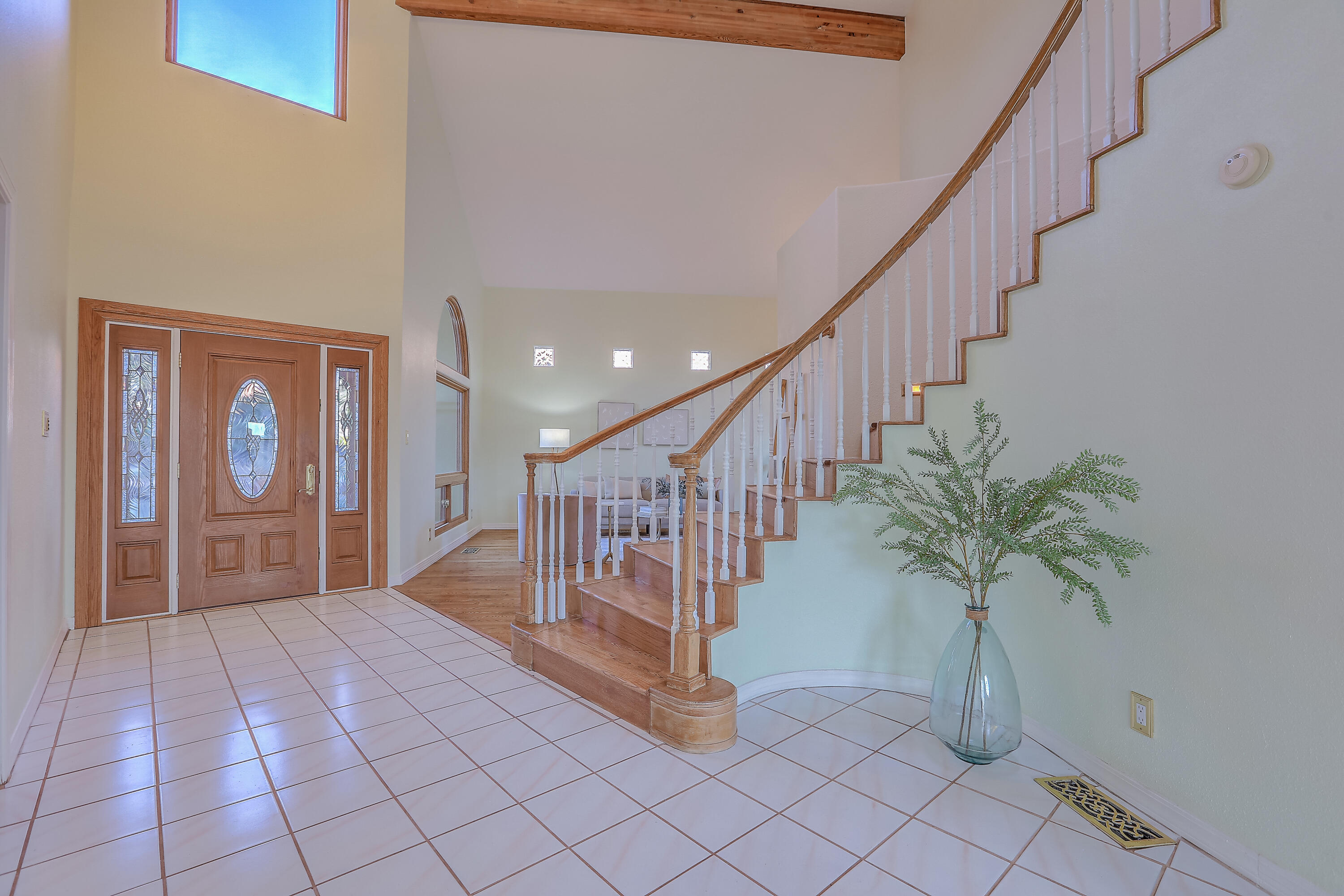 13400 Pinnacle Court NE