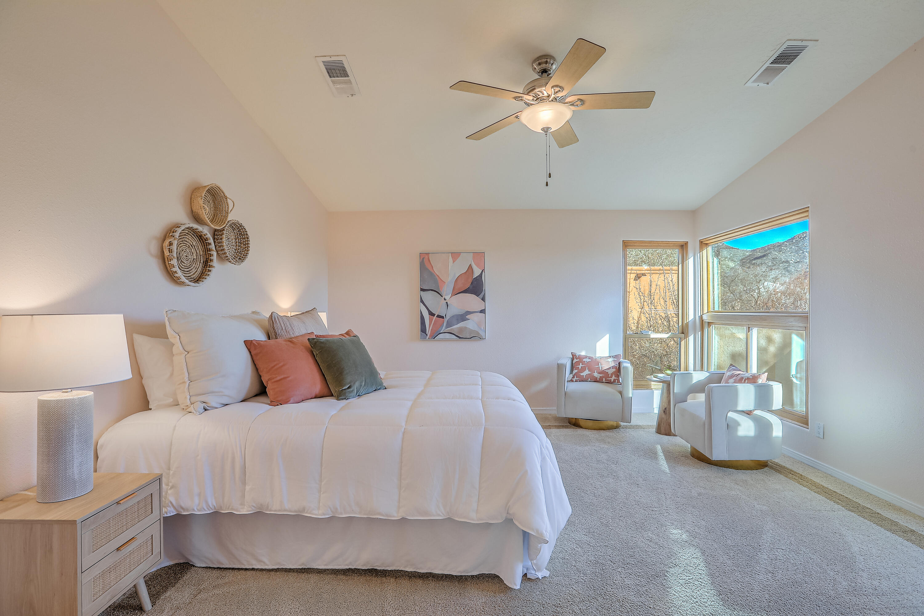 13400 Pinnacle Court NE