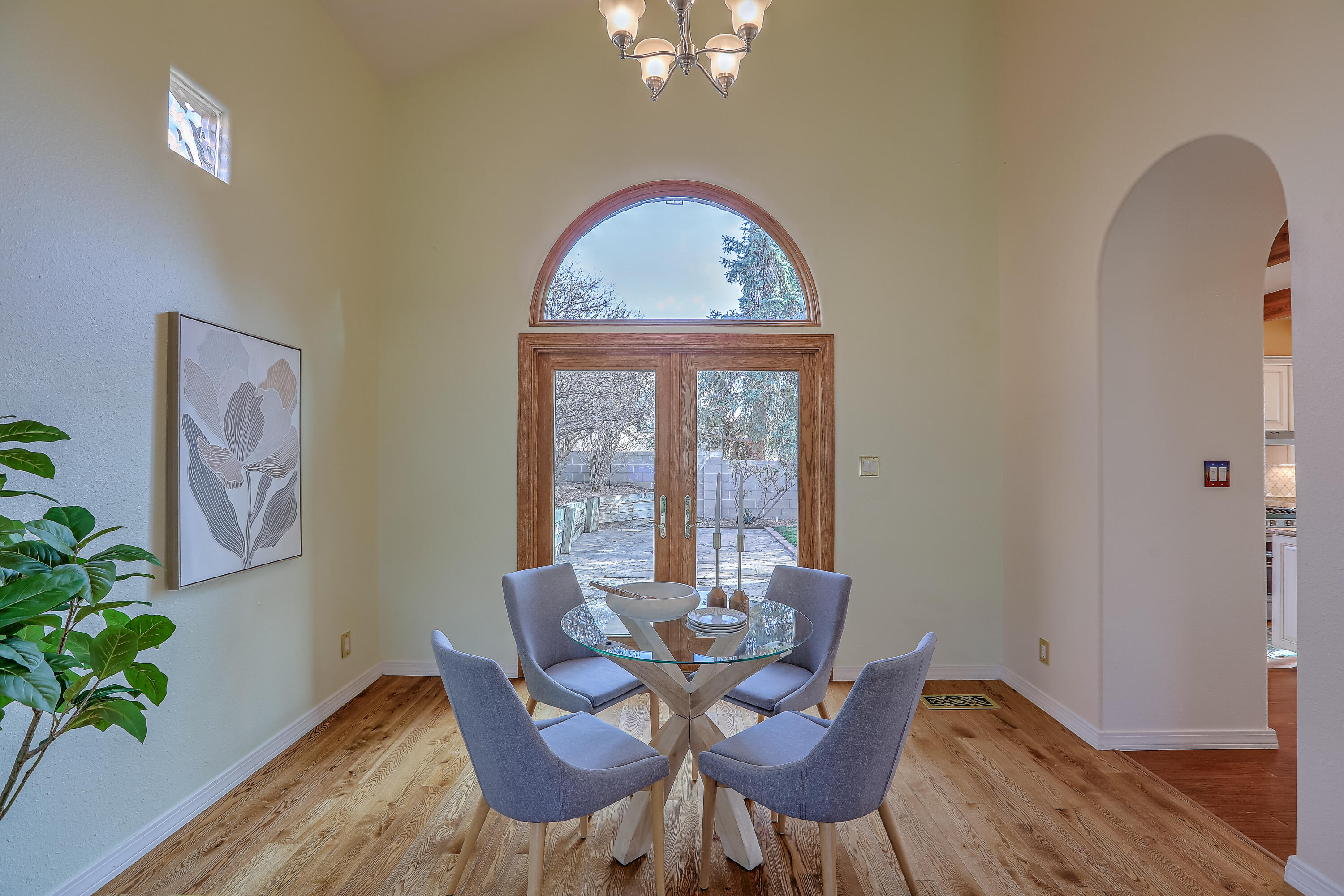 13400 Pinnacle Court NE