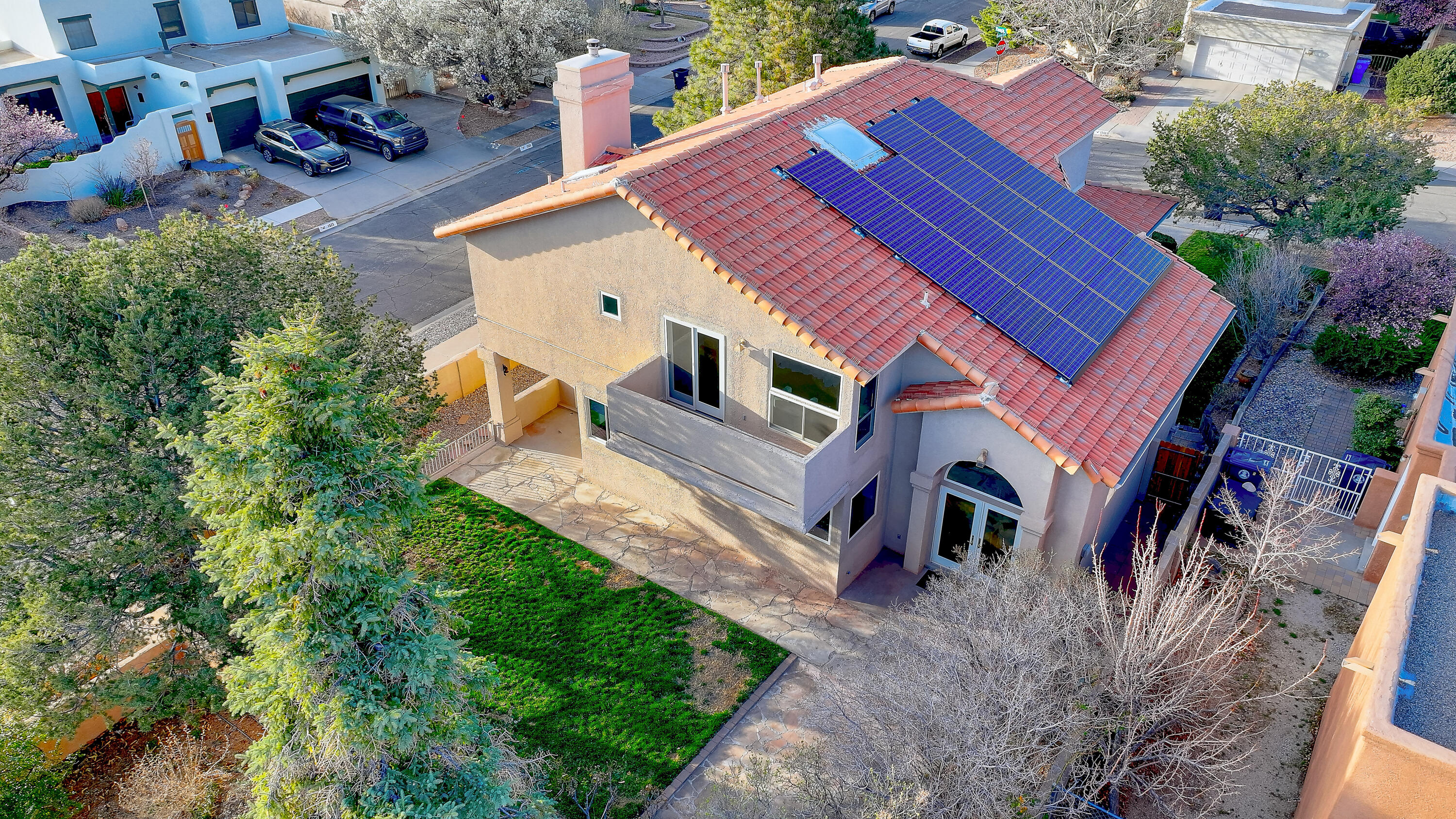 13400 Pinnacle Court NE