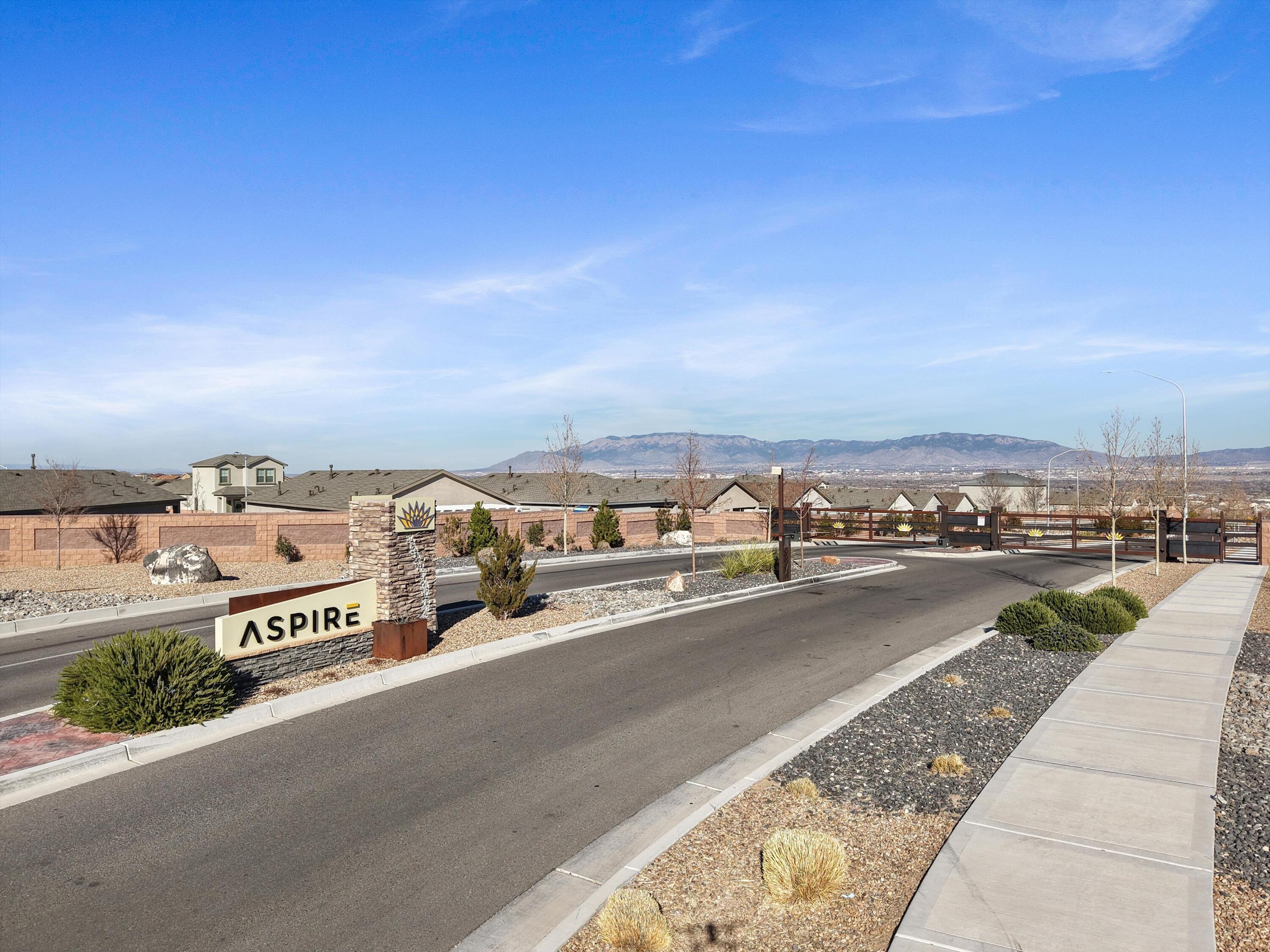 10708 Sabino Loop SW