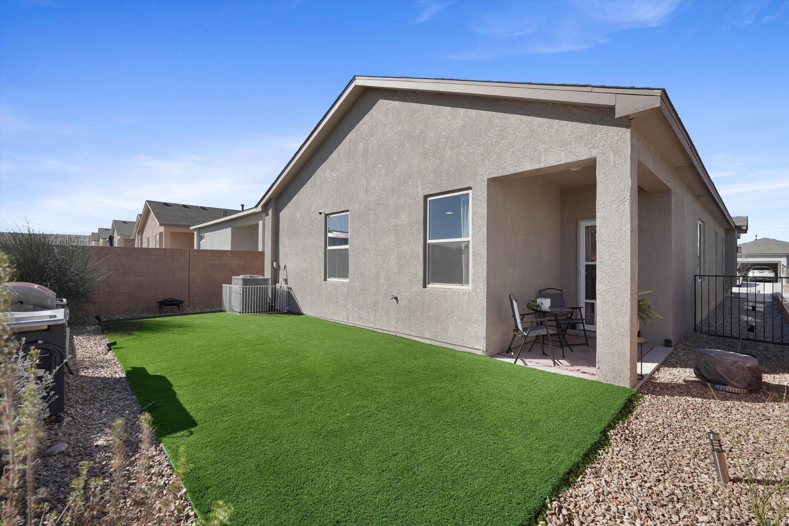 10708 Sabino Loop SW