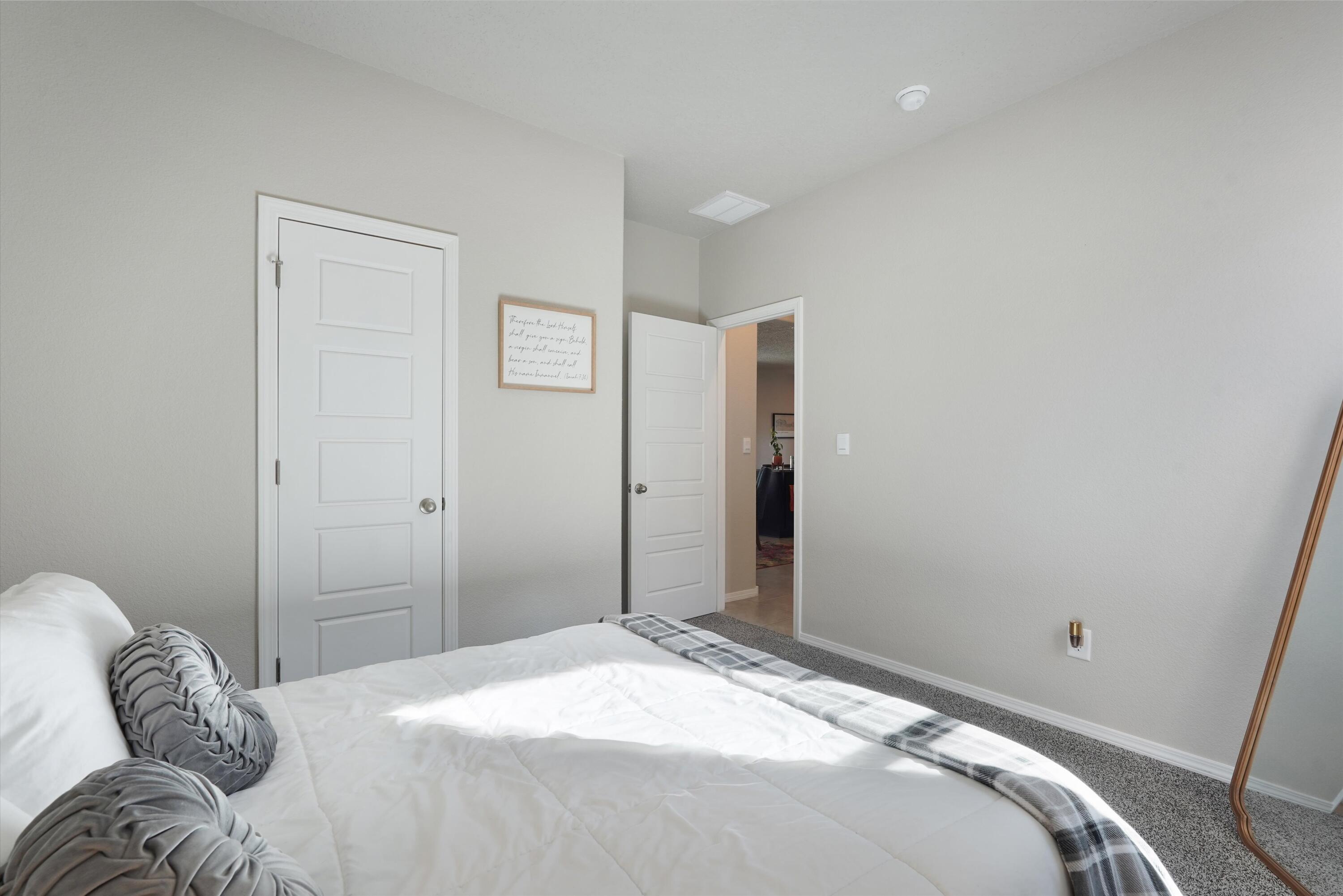 10708 Sabino Loop SW