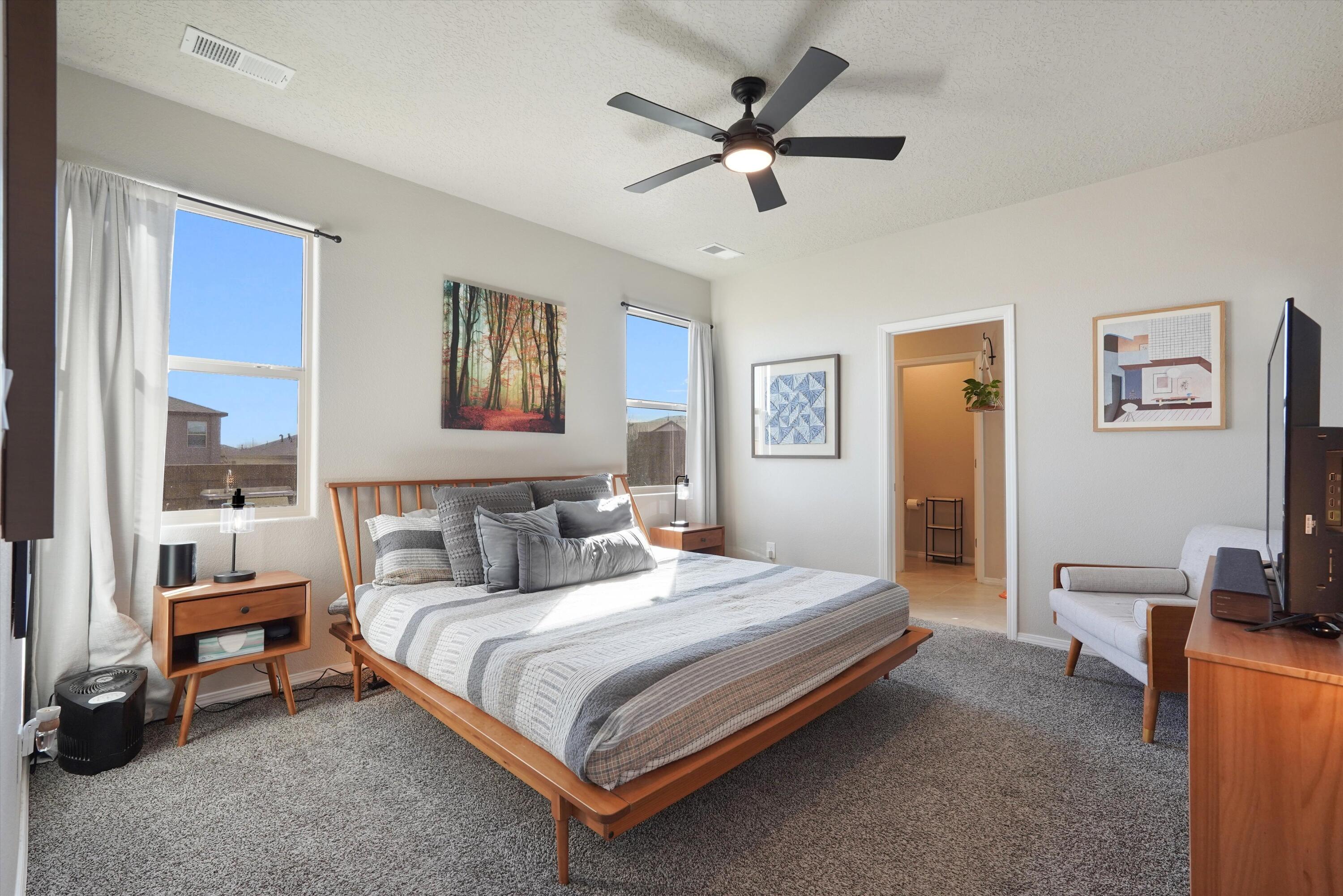 10708 Sabino Loop SW