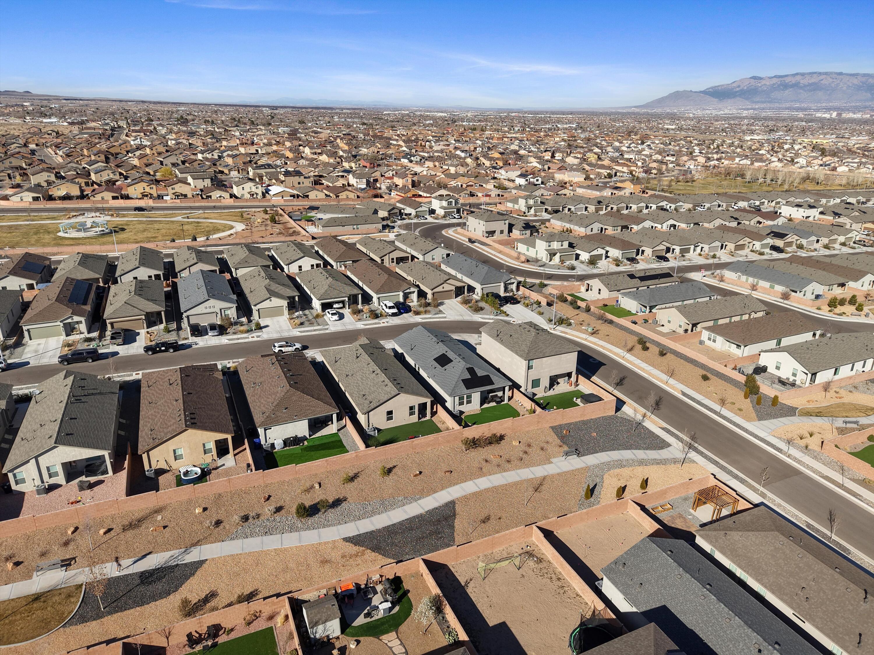 10708 Sabino Loop SW