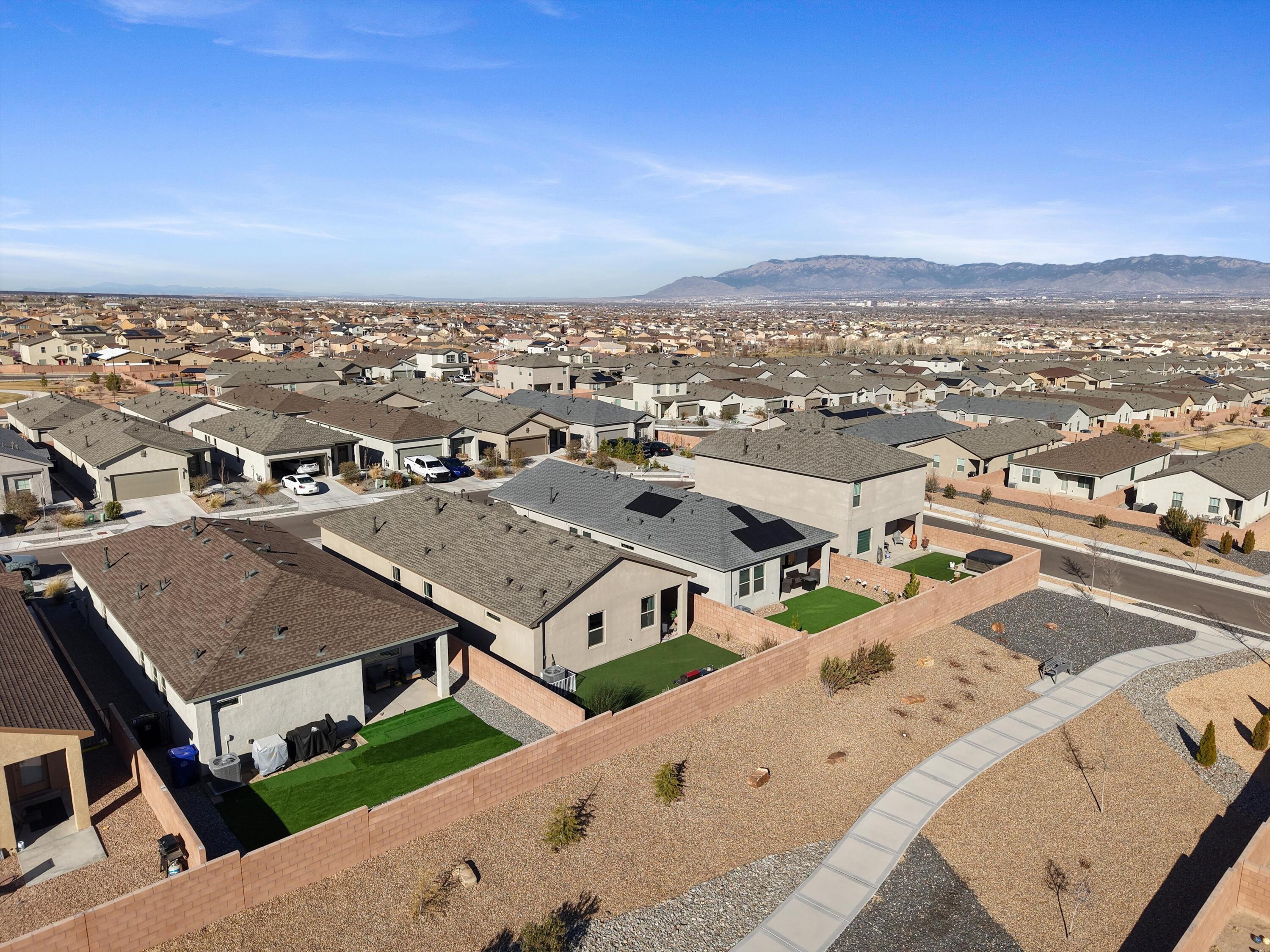 10708 Sabino Loop SW