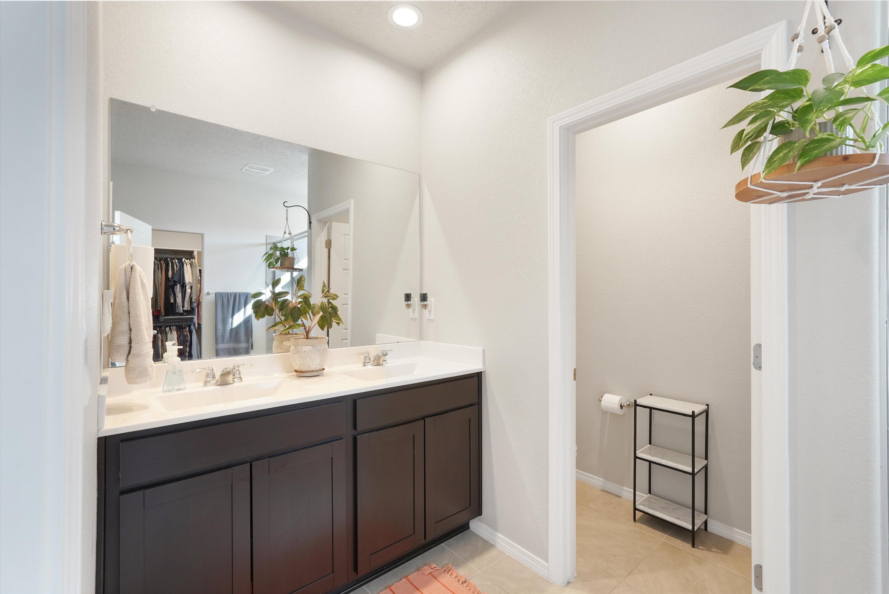 10708 Sabino Loop SW