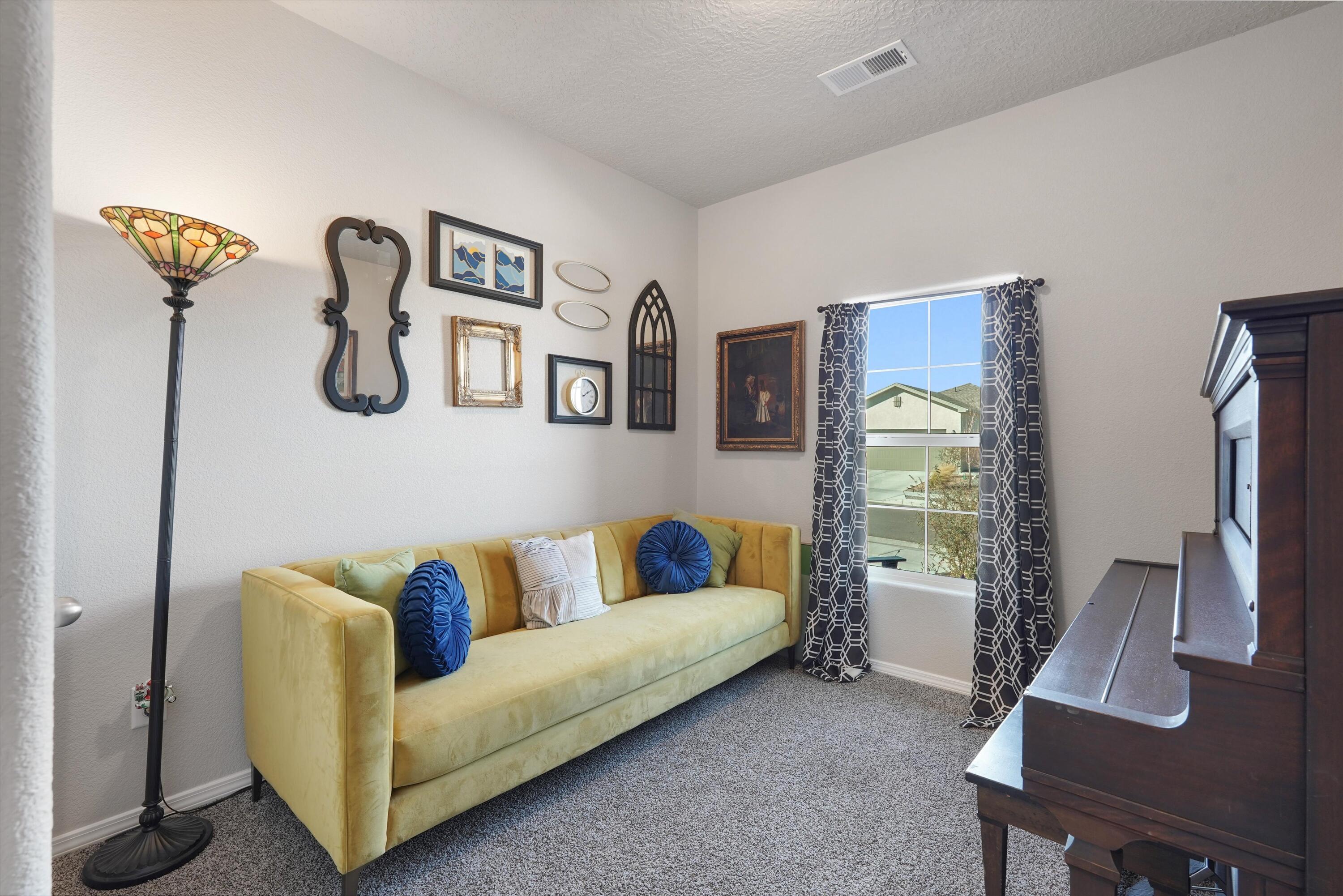 10708 Sabino Loop SW